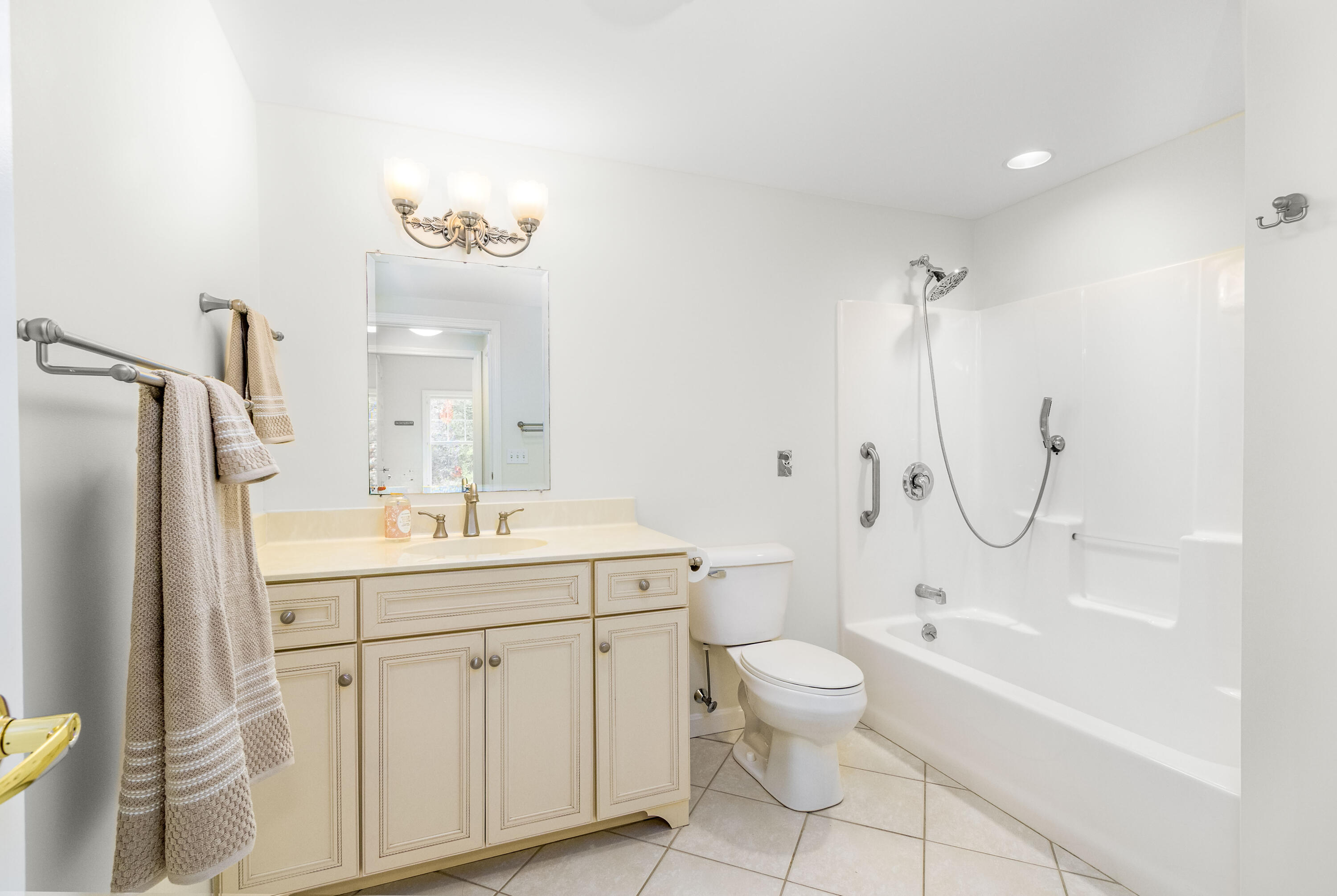 110 Dillingham Avenue UNIT 224, Falmouth Unit: UNIT 224