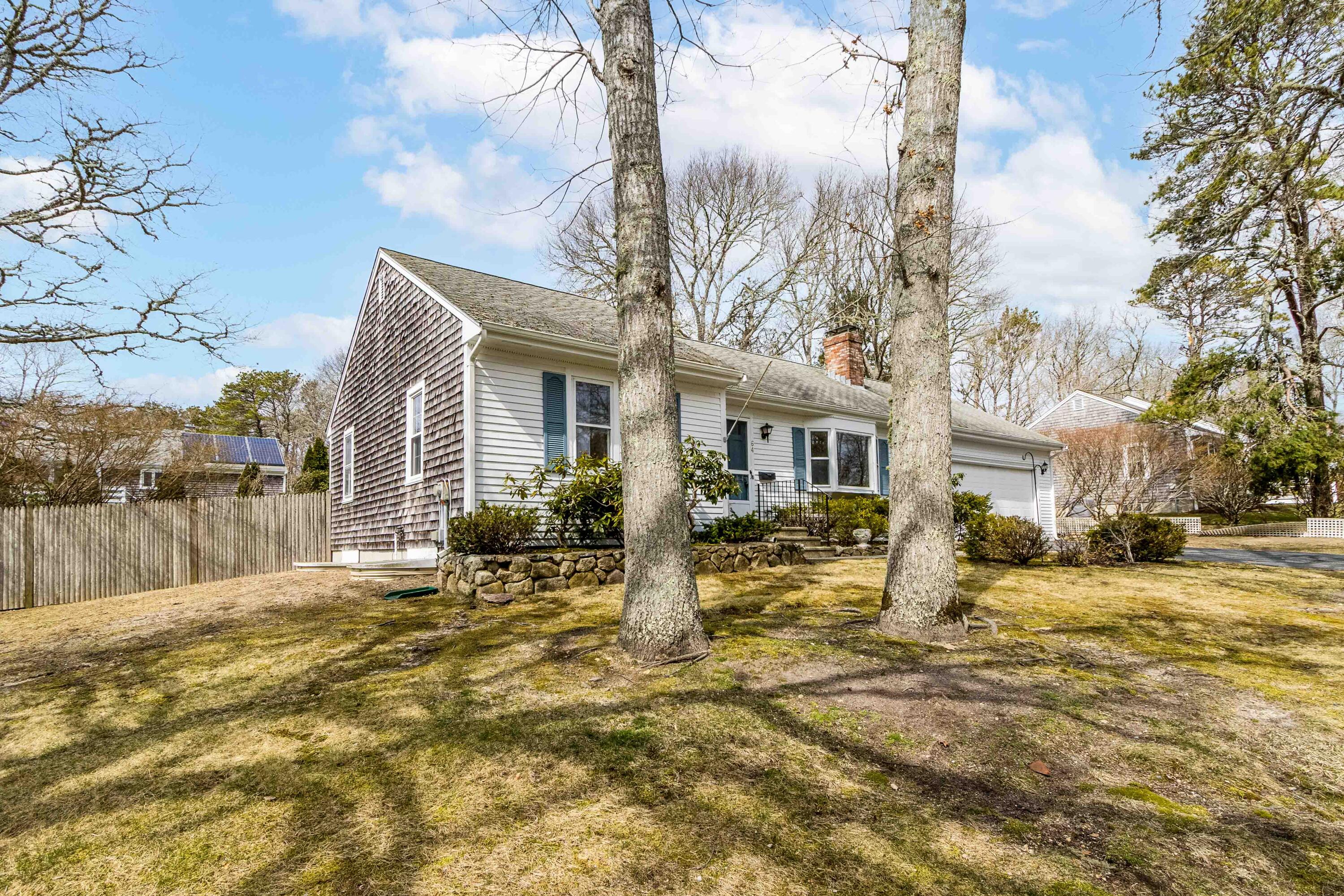 64 McNamara Avenue