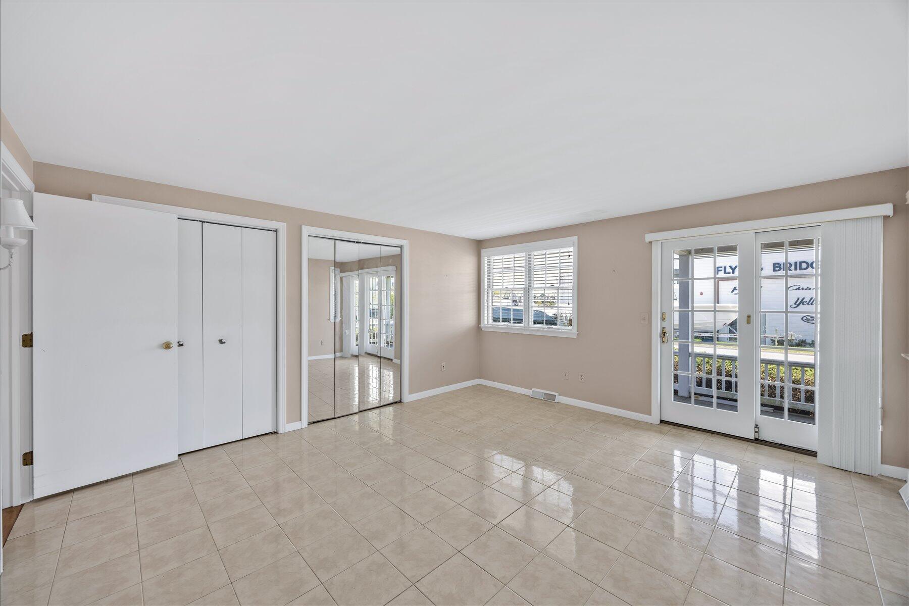 251 Scranton Avenue