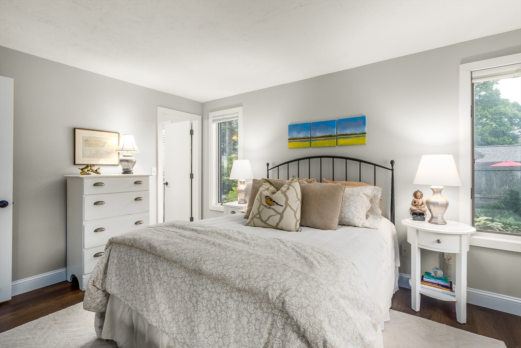 3 Niblick Ln