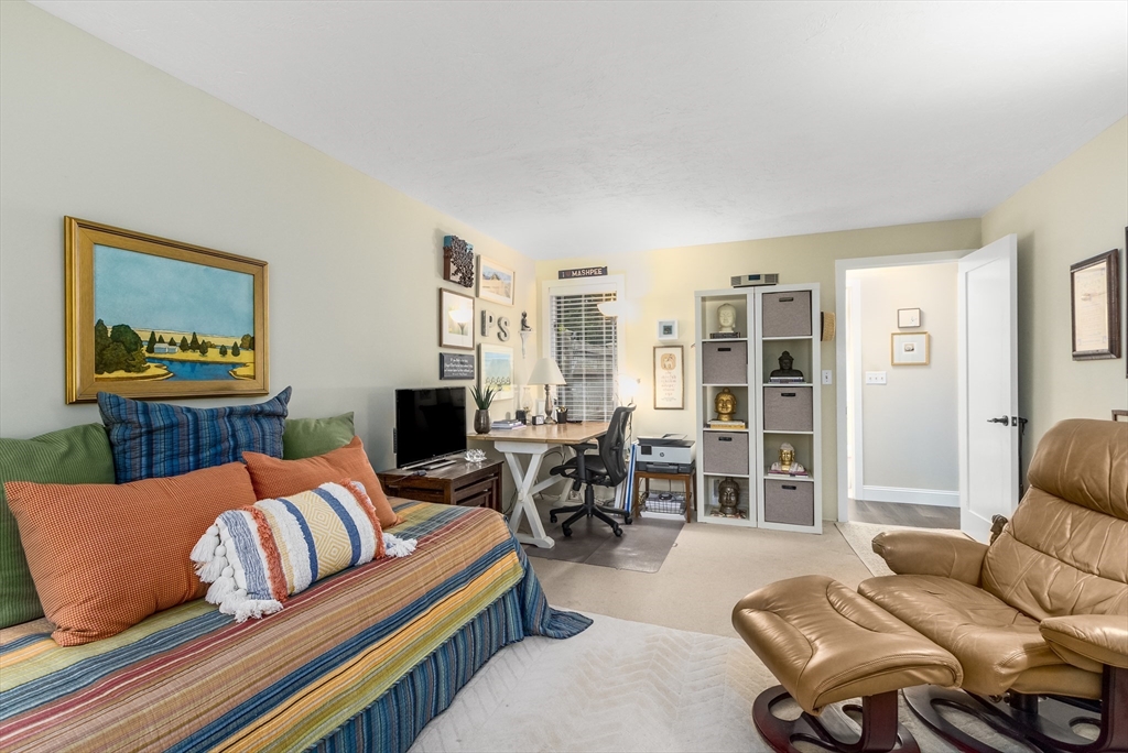 3 Niblick Ln