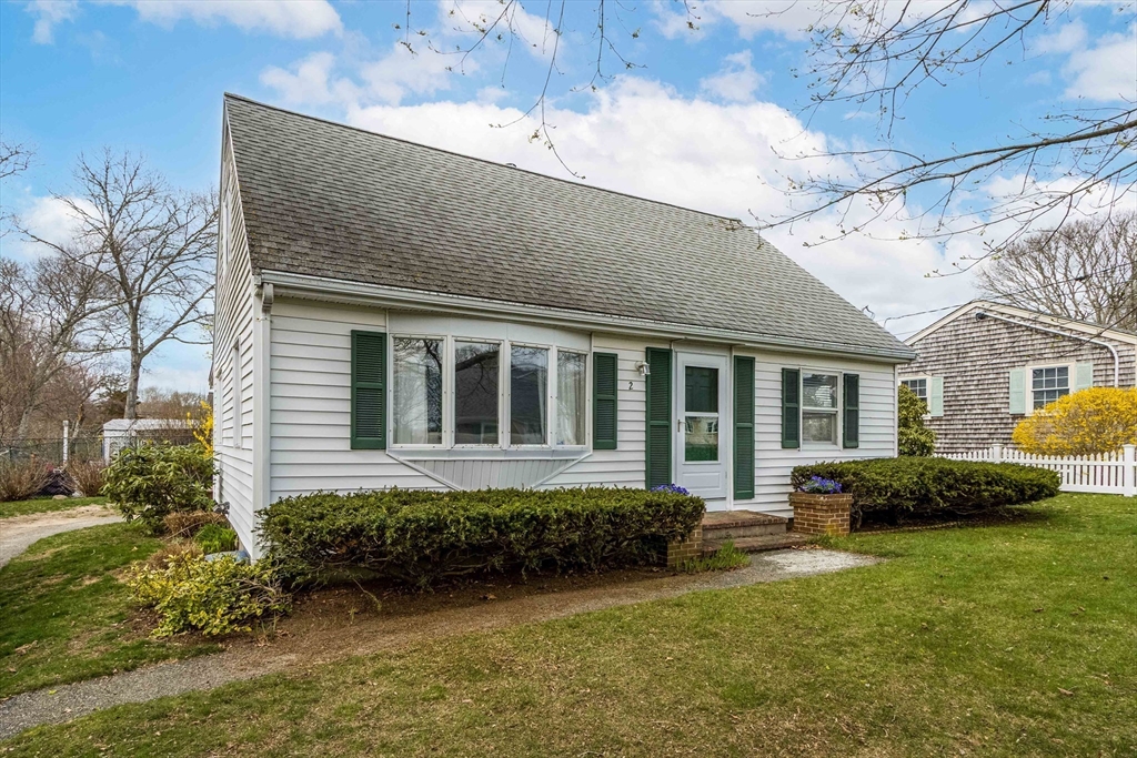 2 Montauk Street