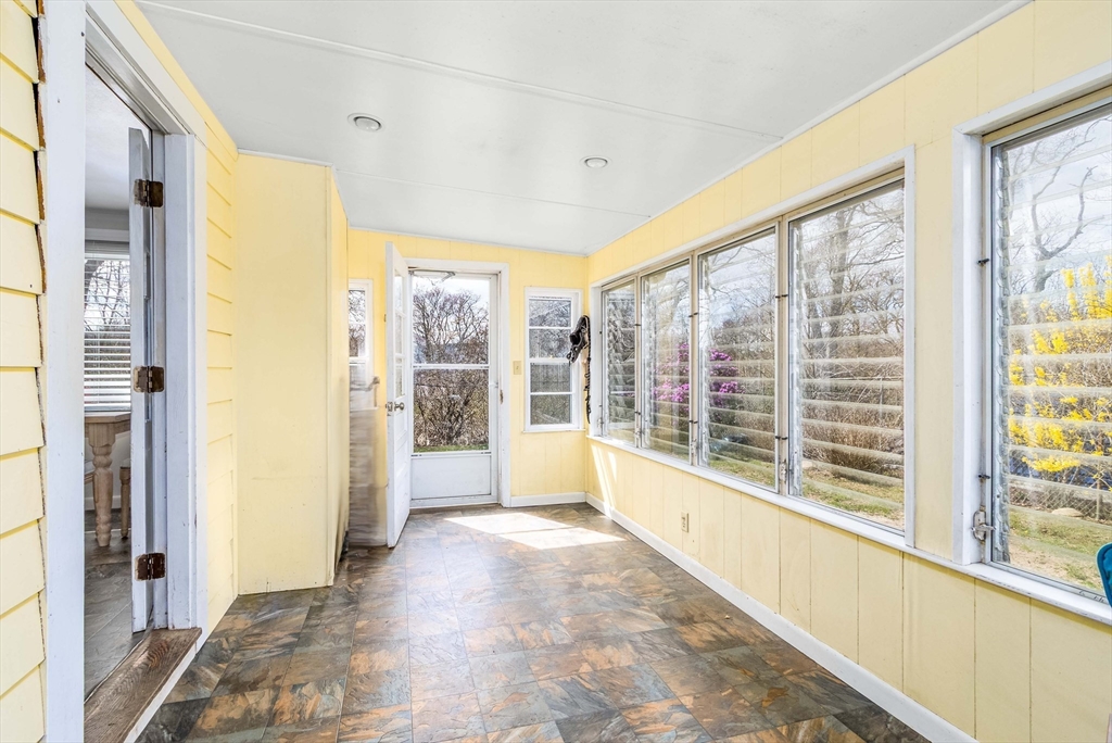 2 Montauk Street