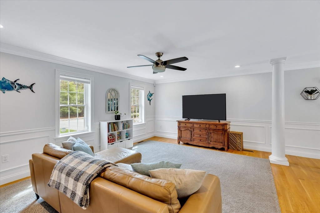 47 Crosswinds Way