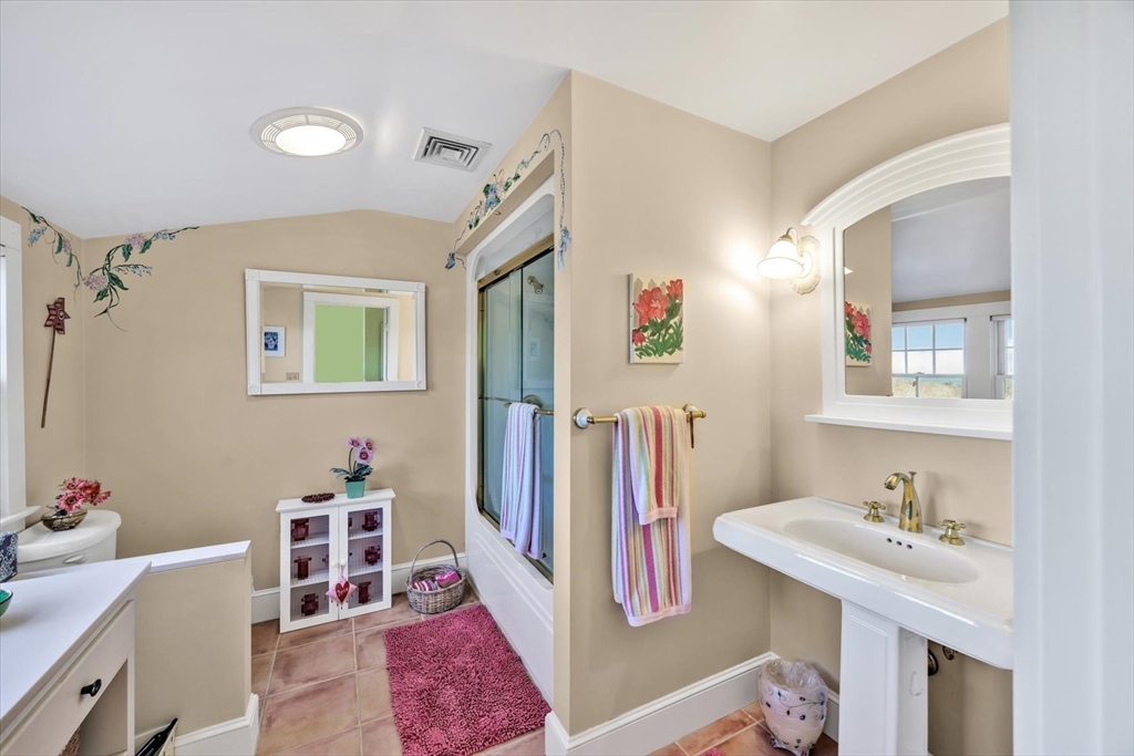 832 Brick Kiln Rd