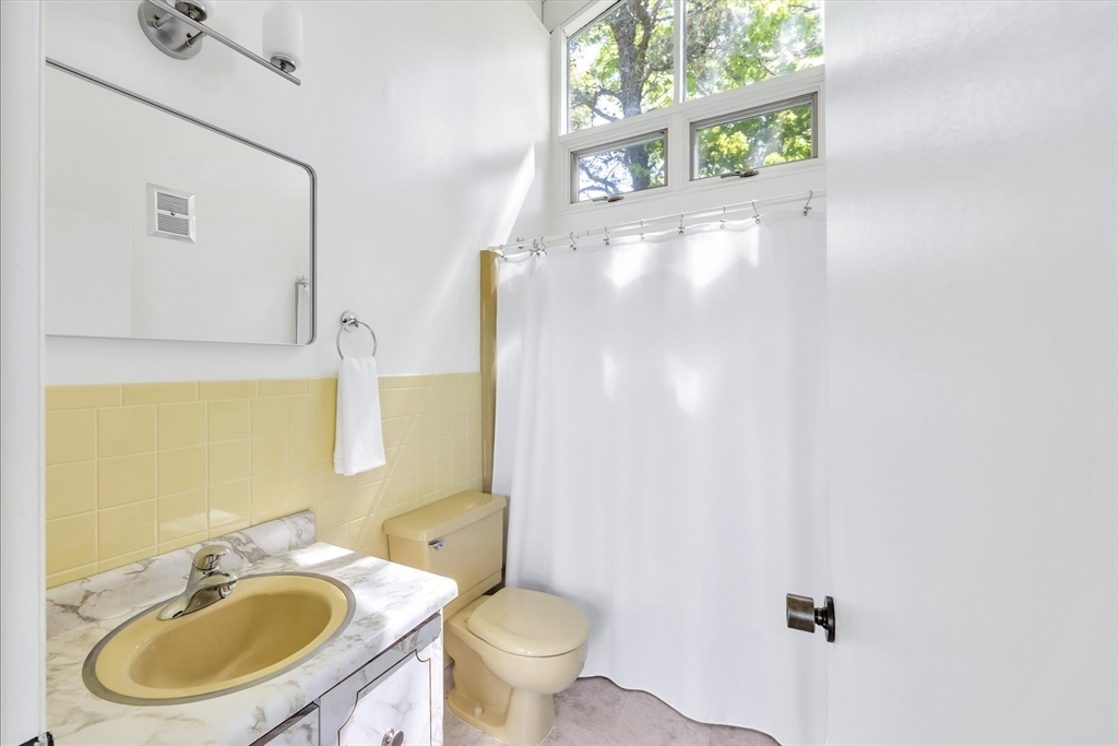 128 Whippoorwill Cir