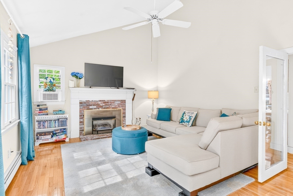 5 Greenview Cir