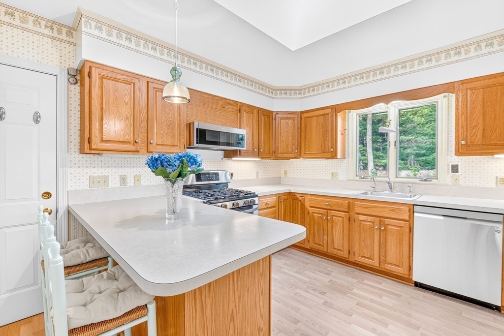 5 Greenview Cir