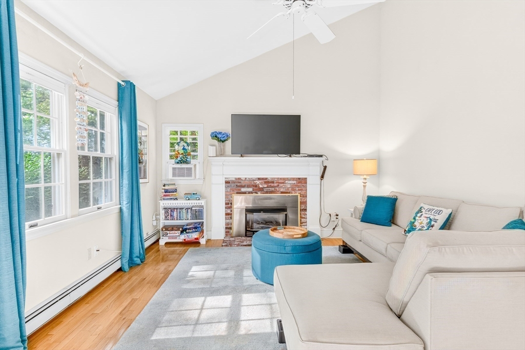 5 Greenview Cir