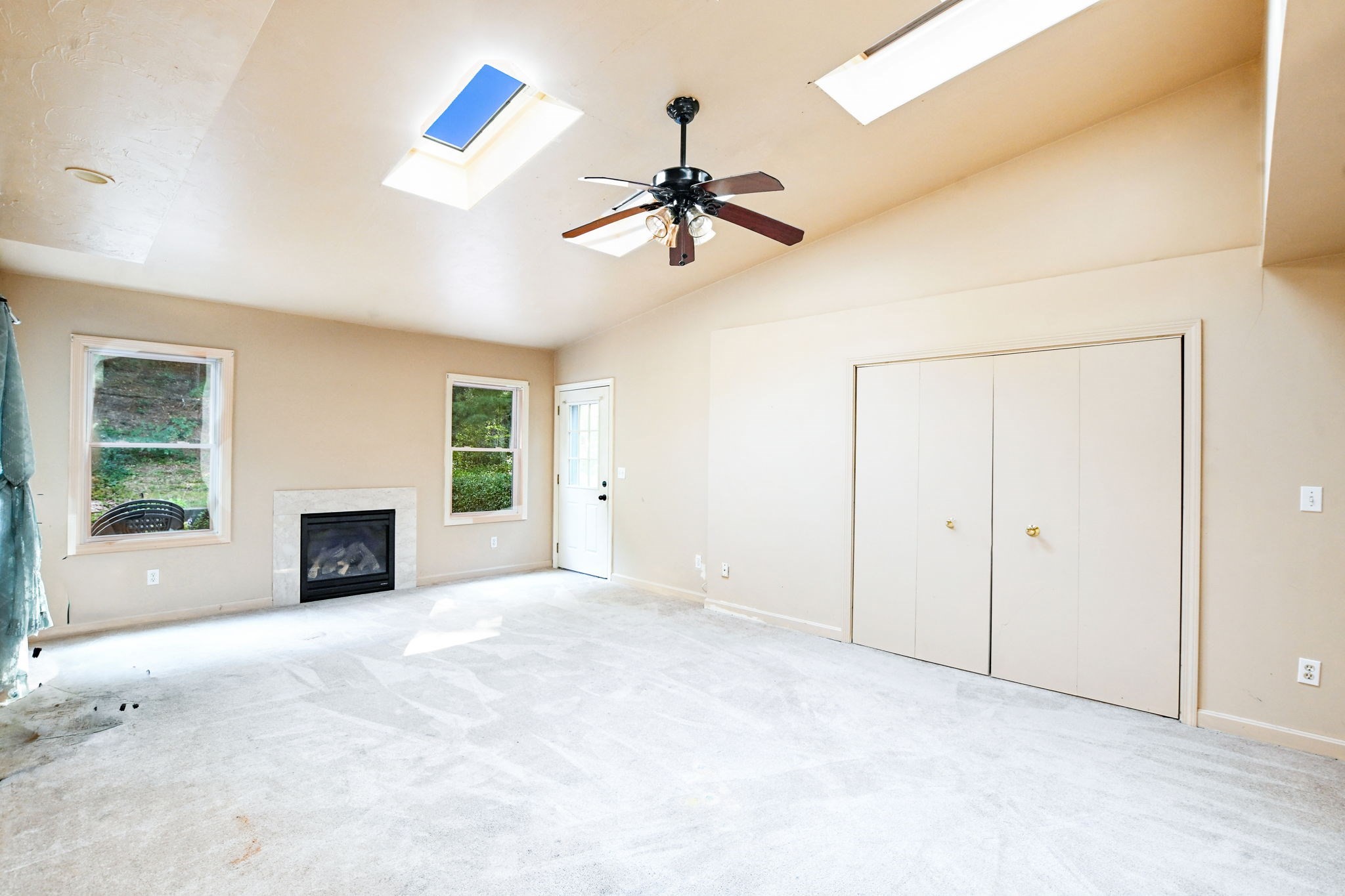 29 Surrey Ln # 29