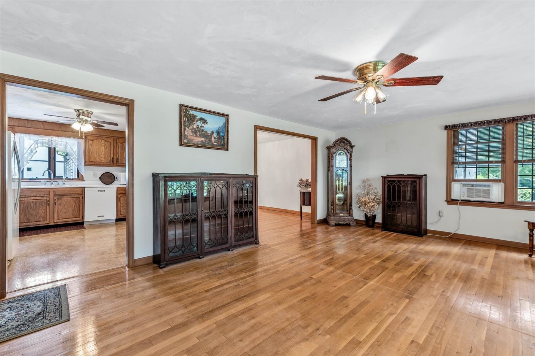 25 Wiley Post Lane