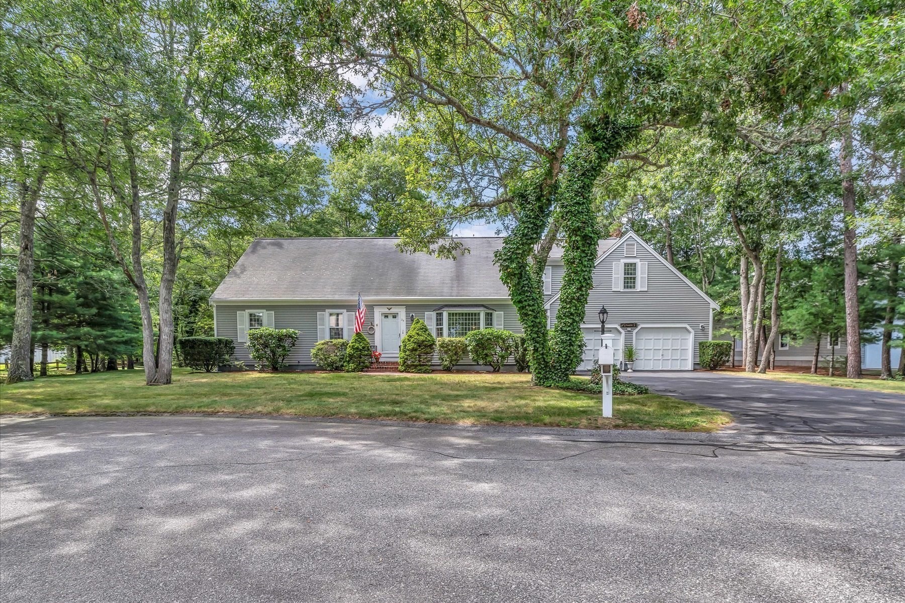 25 Wiley Post Lane