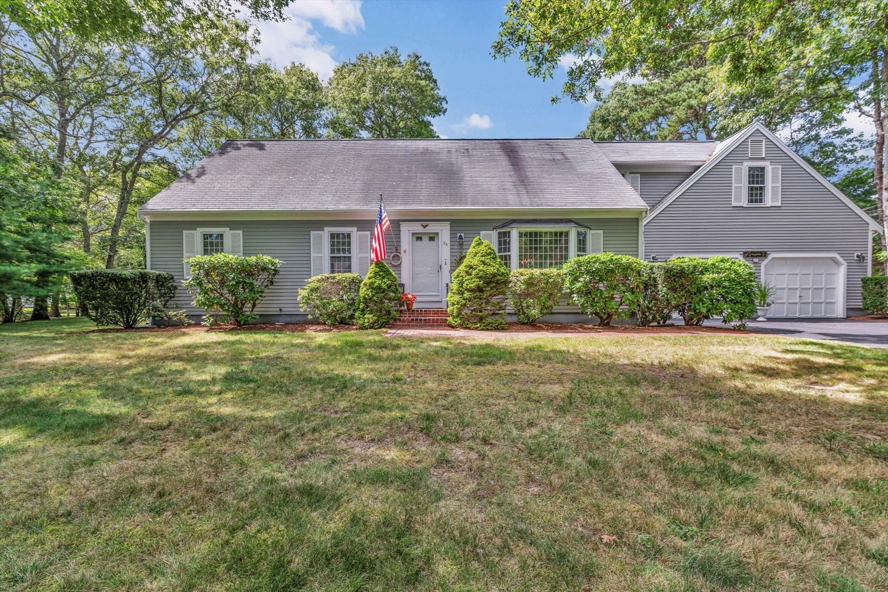 25 Wiley Post Lane
