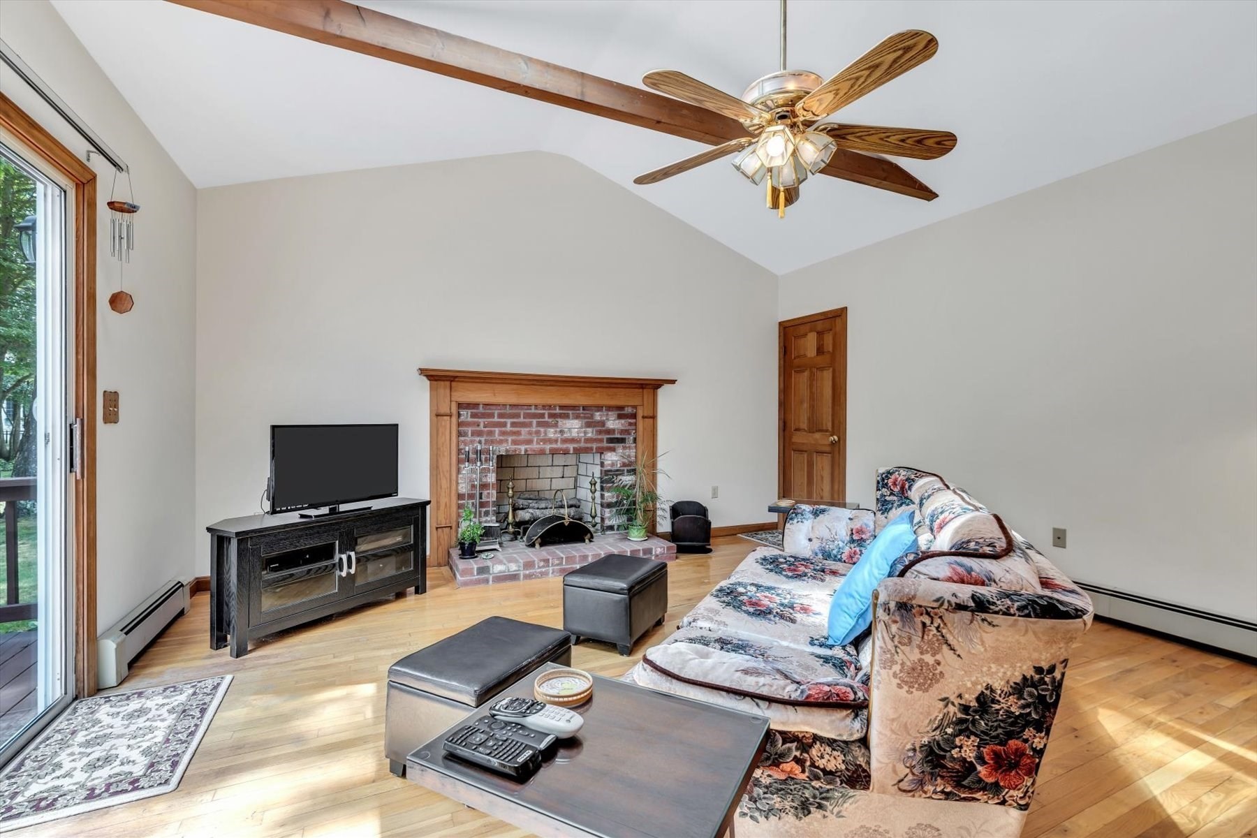 25 Wiley Post Lane