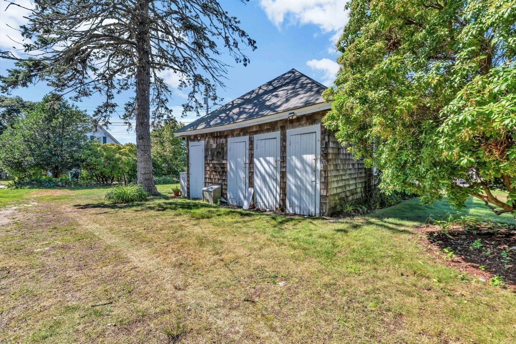 14 Hawthorne Avenue