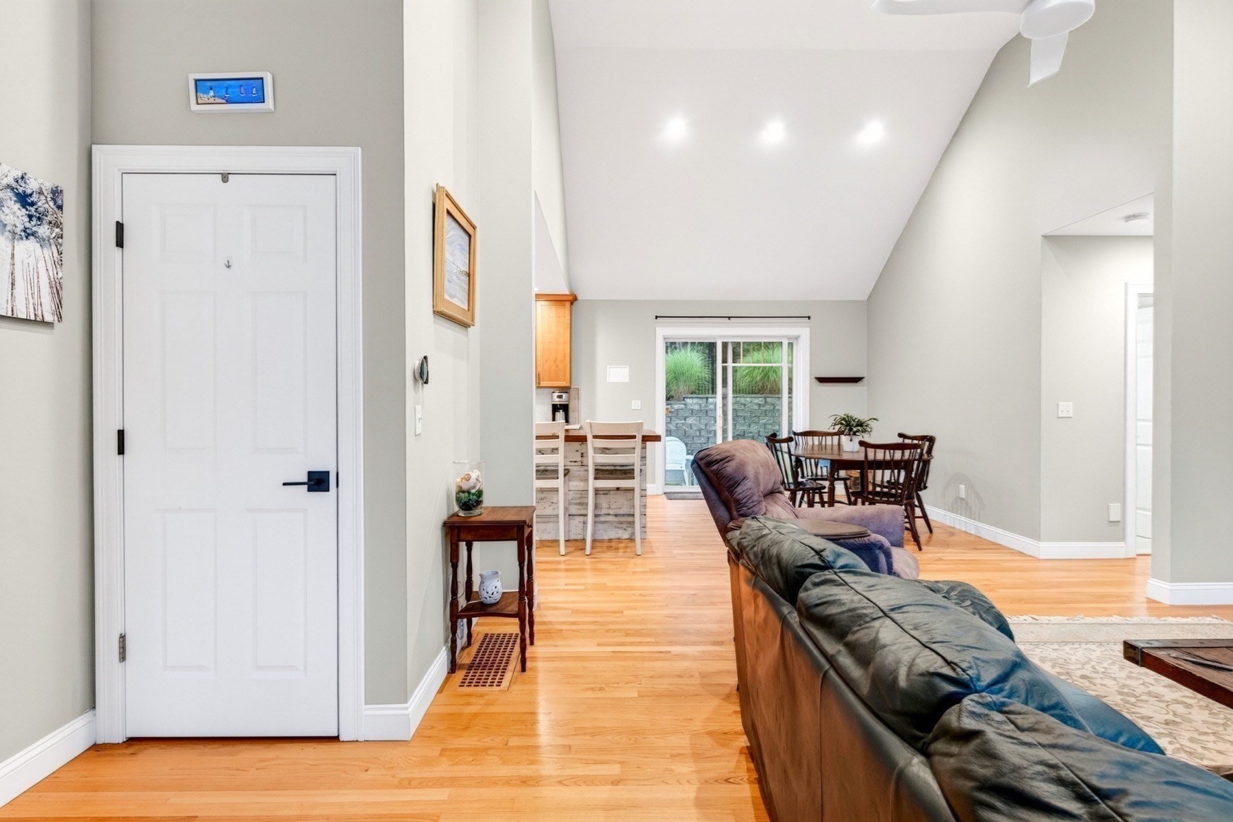 276 Pheasant Hill Cir