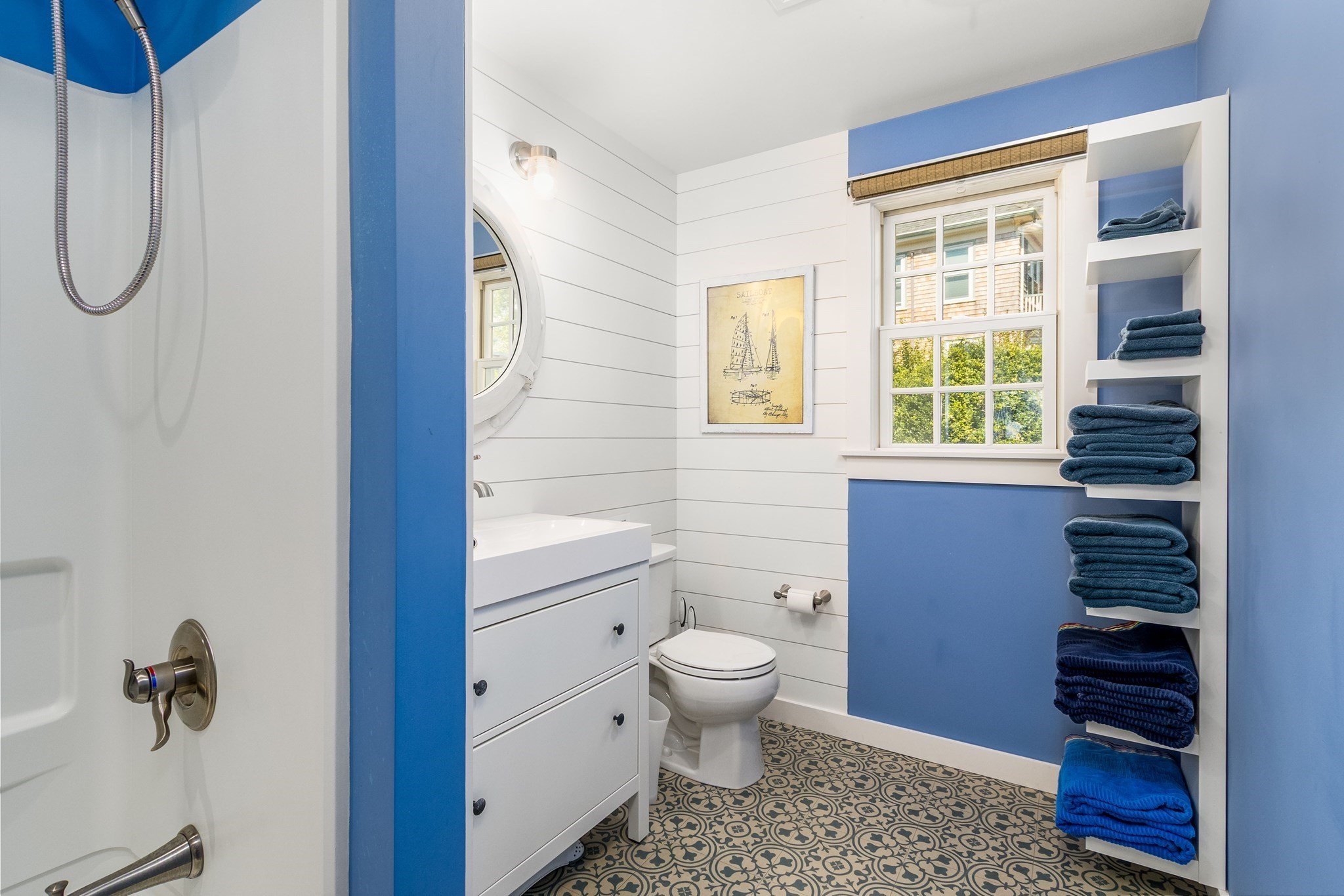 3 Old Dock Road Unit: East