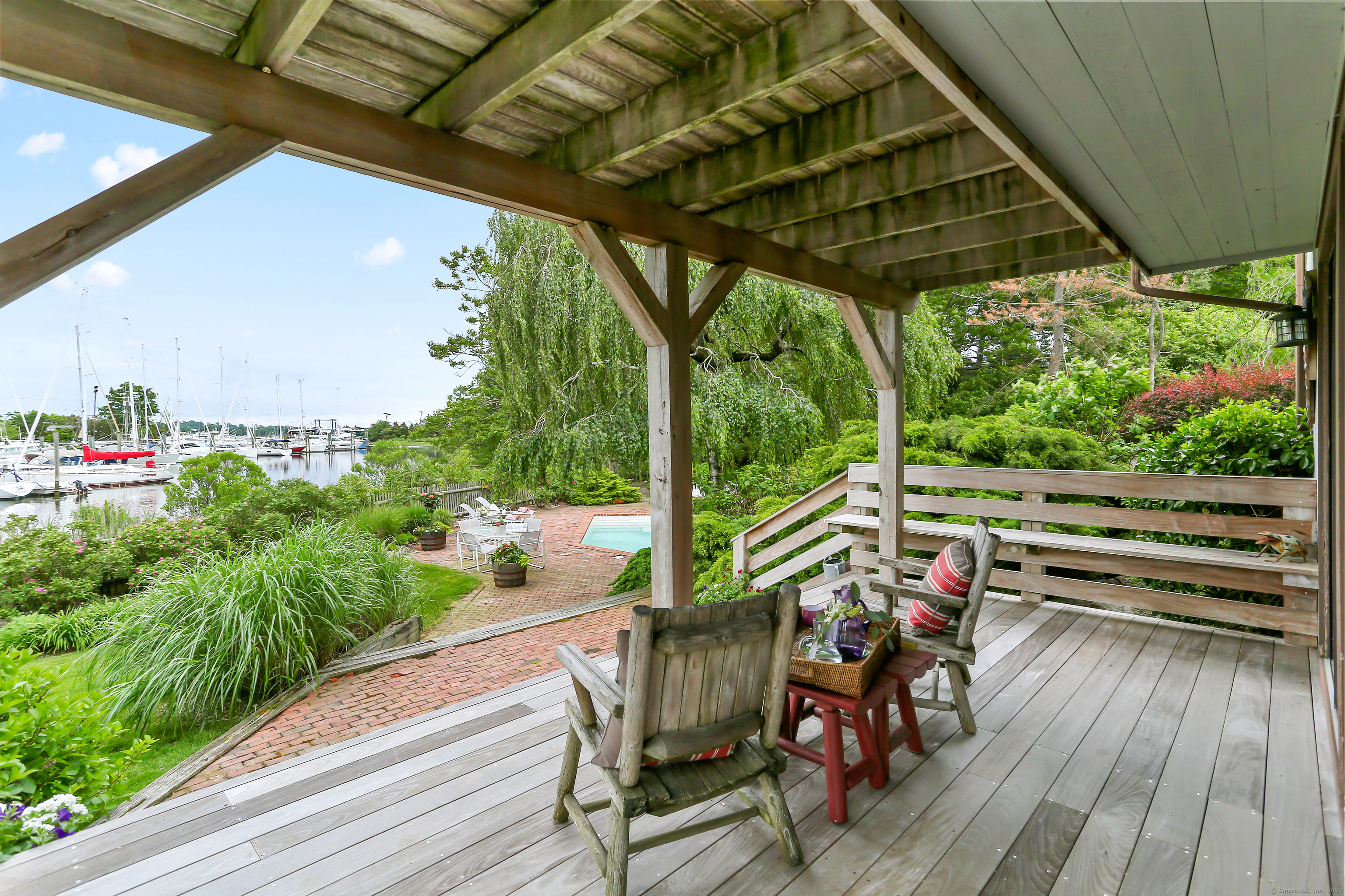 11 Harbor Road