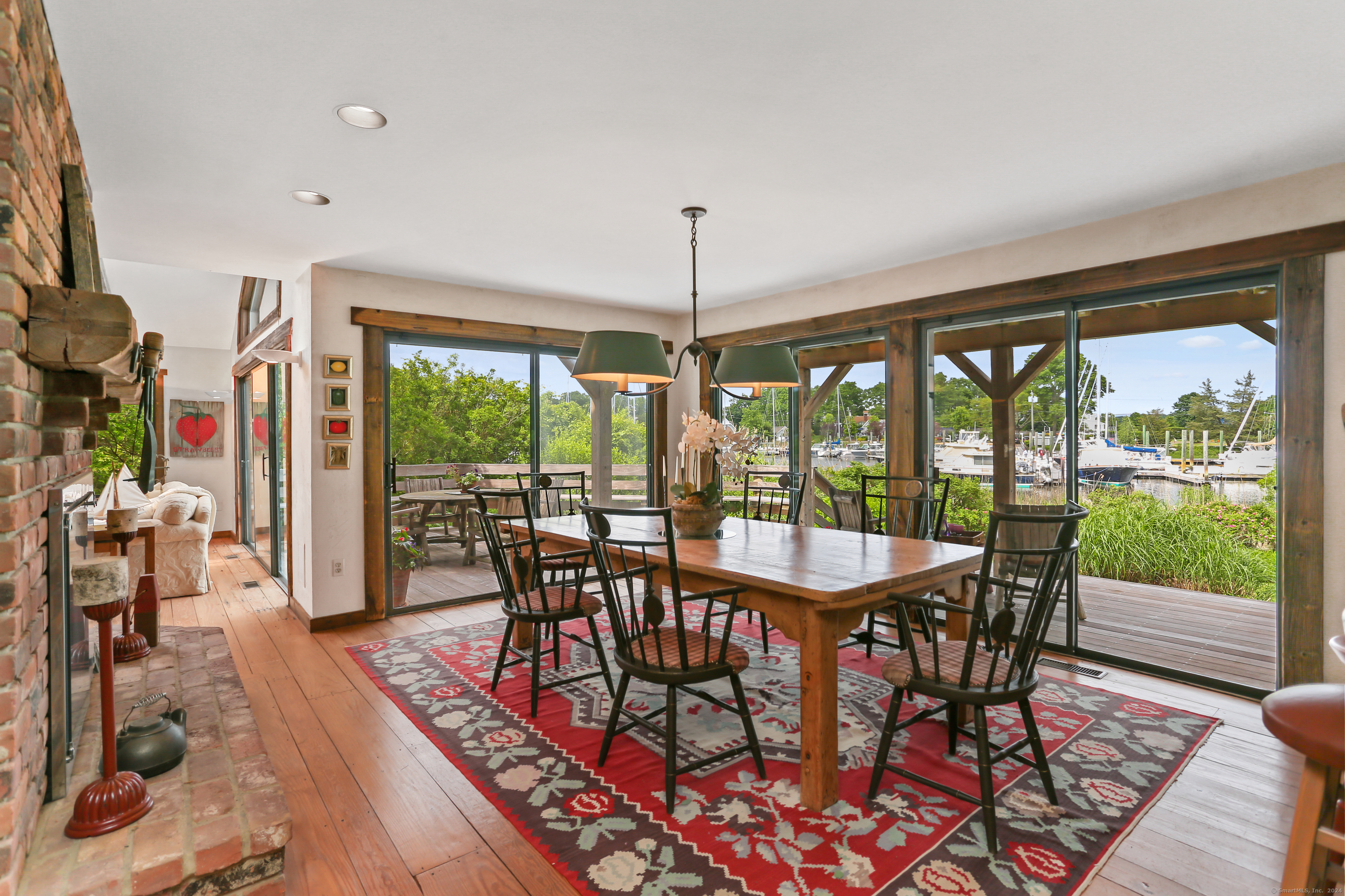 11 Harbor Road