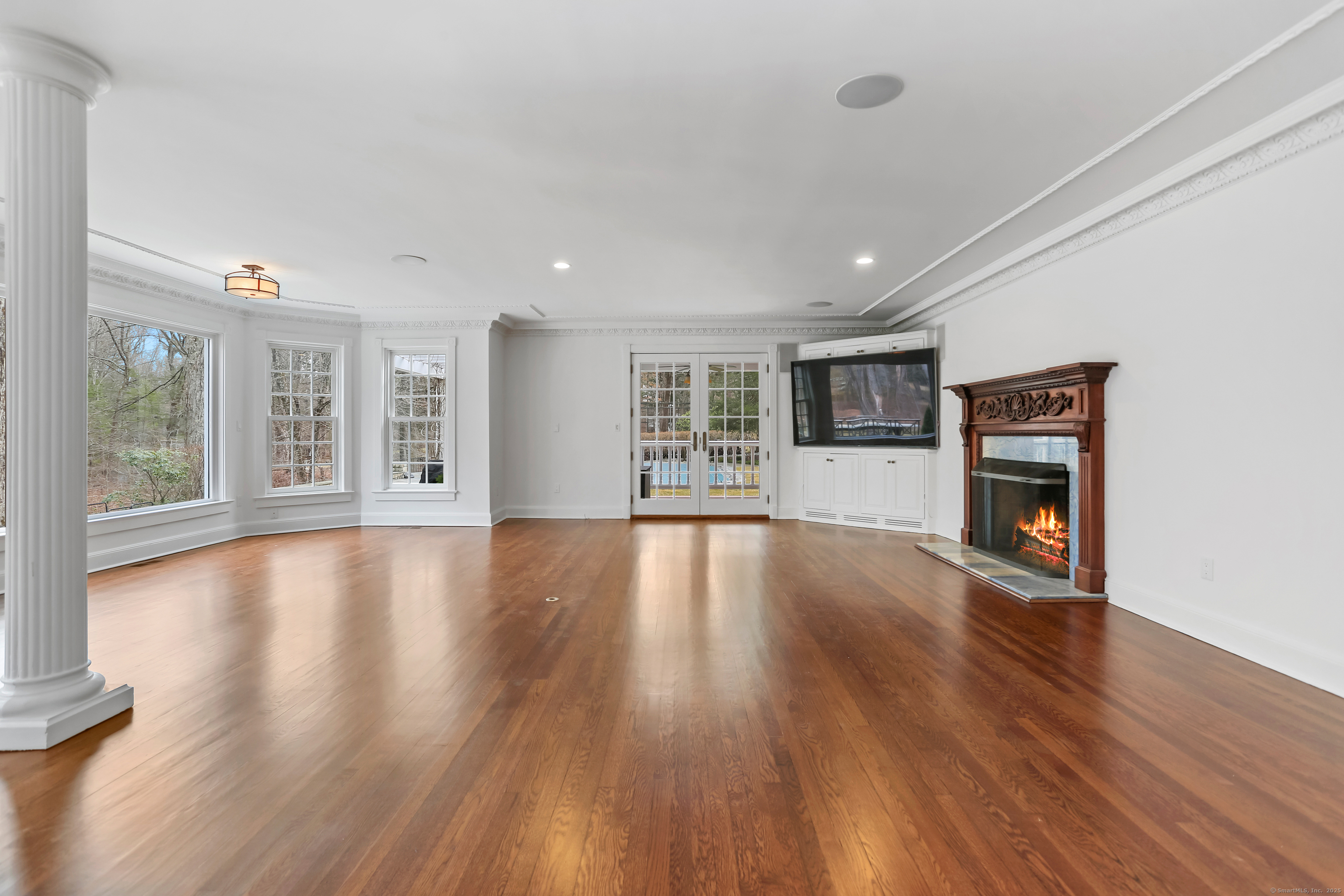 637 Valley Road