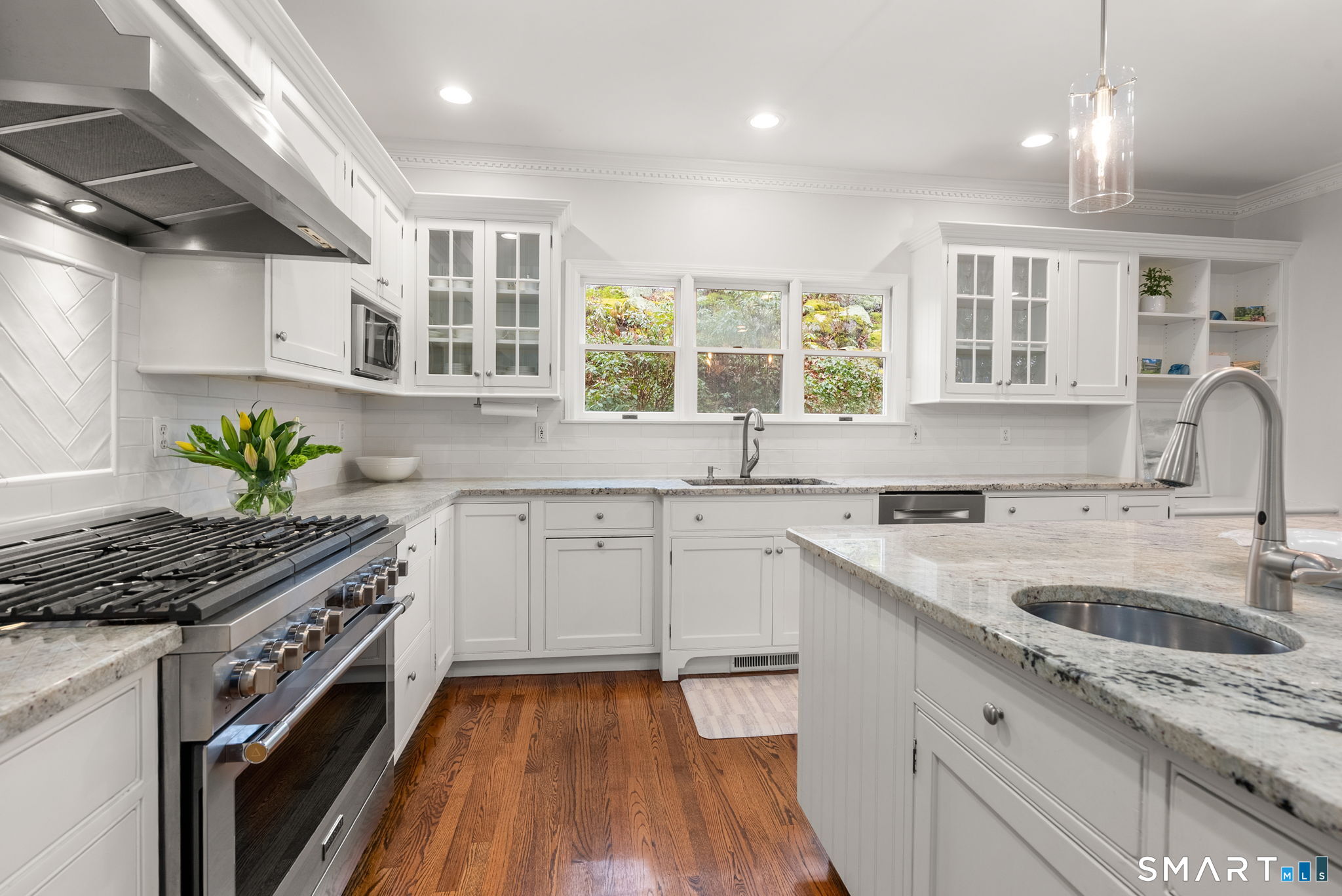 9 Pepperbush Road