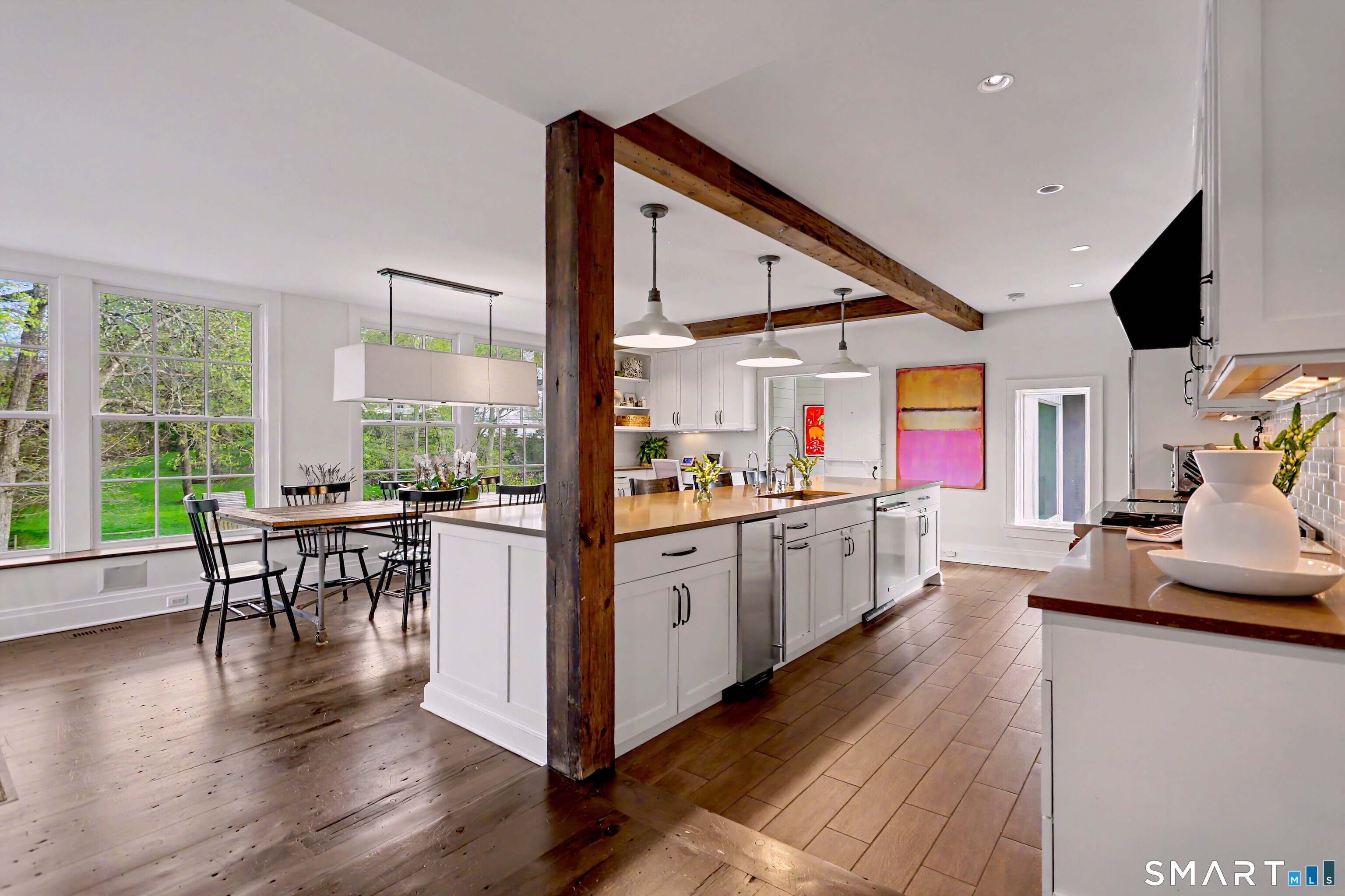 10 Cedar Lane
