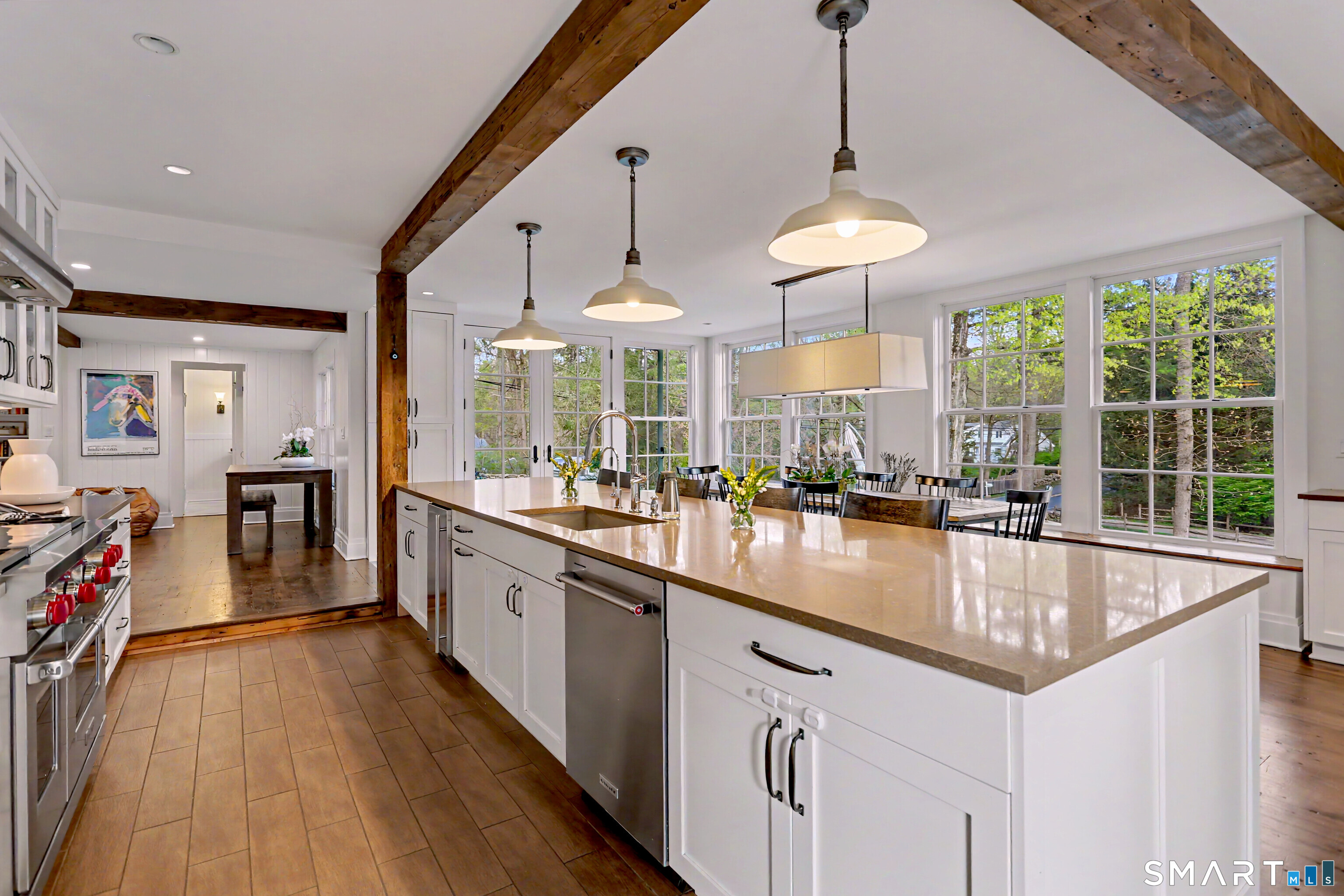 10 Cedar Lane