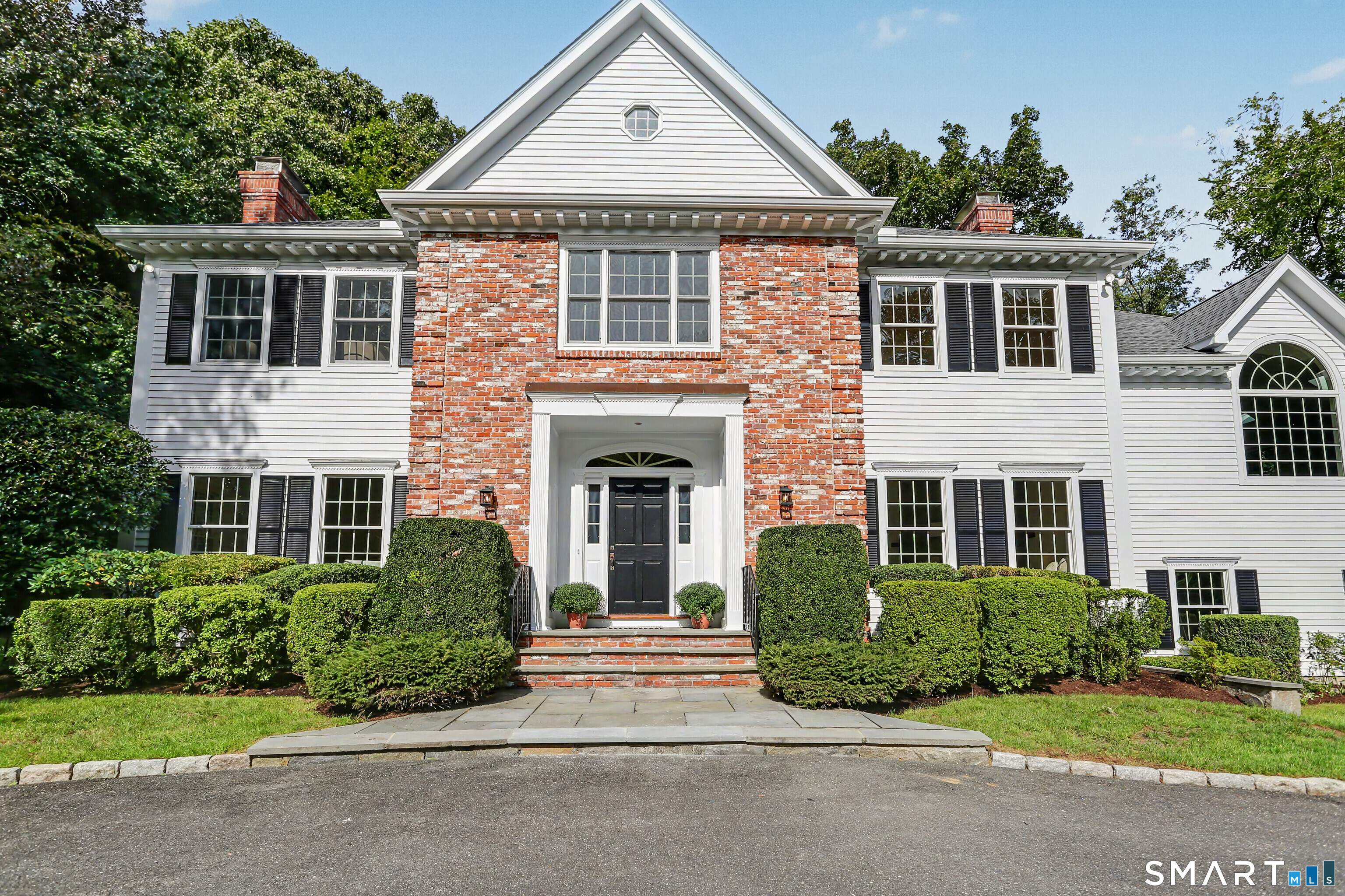 18 Bates Farm Lane