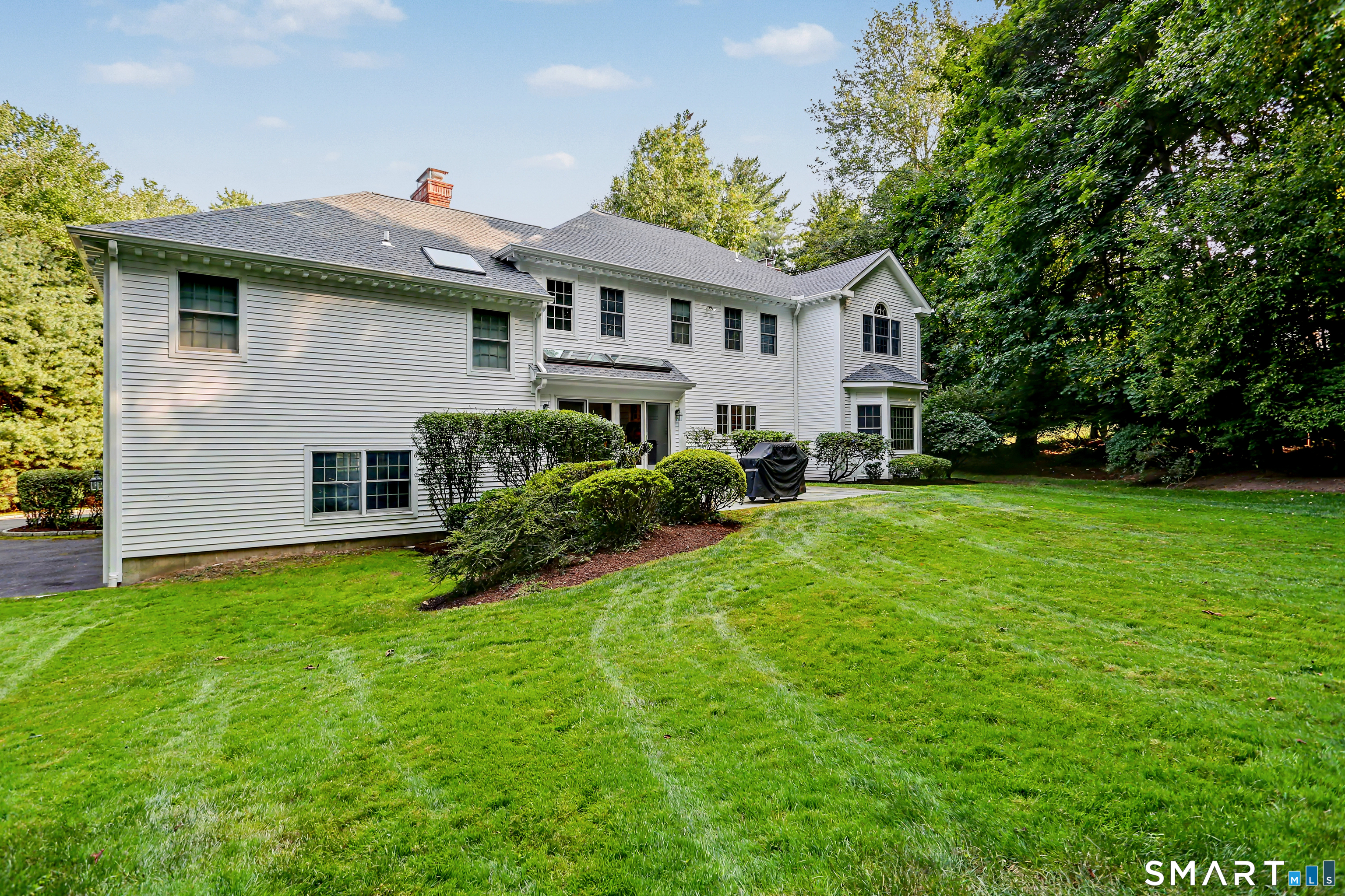 18 Bates Farm Lane