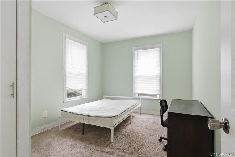 4 Lathrop Avenue