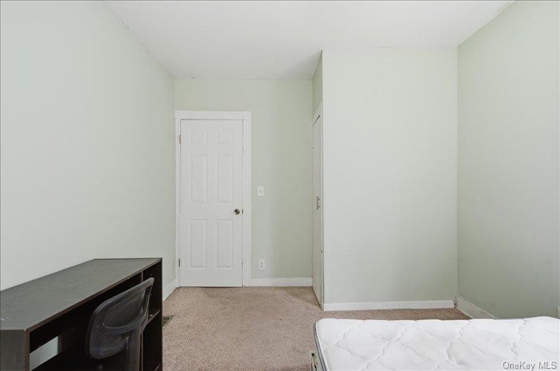 4 Lathrop Avenue