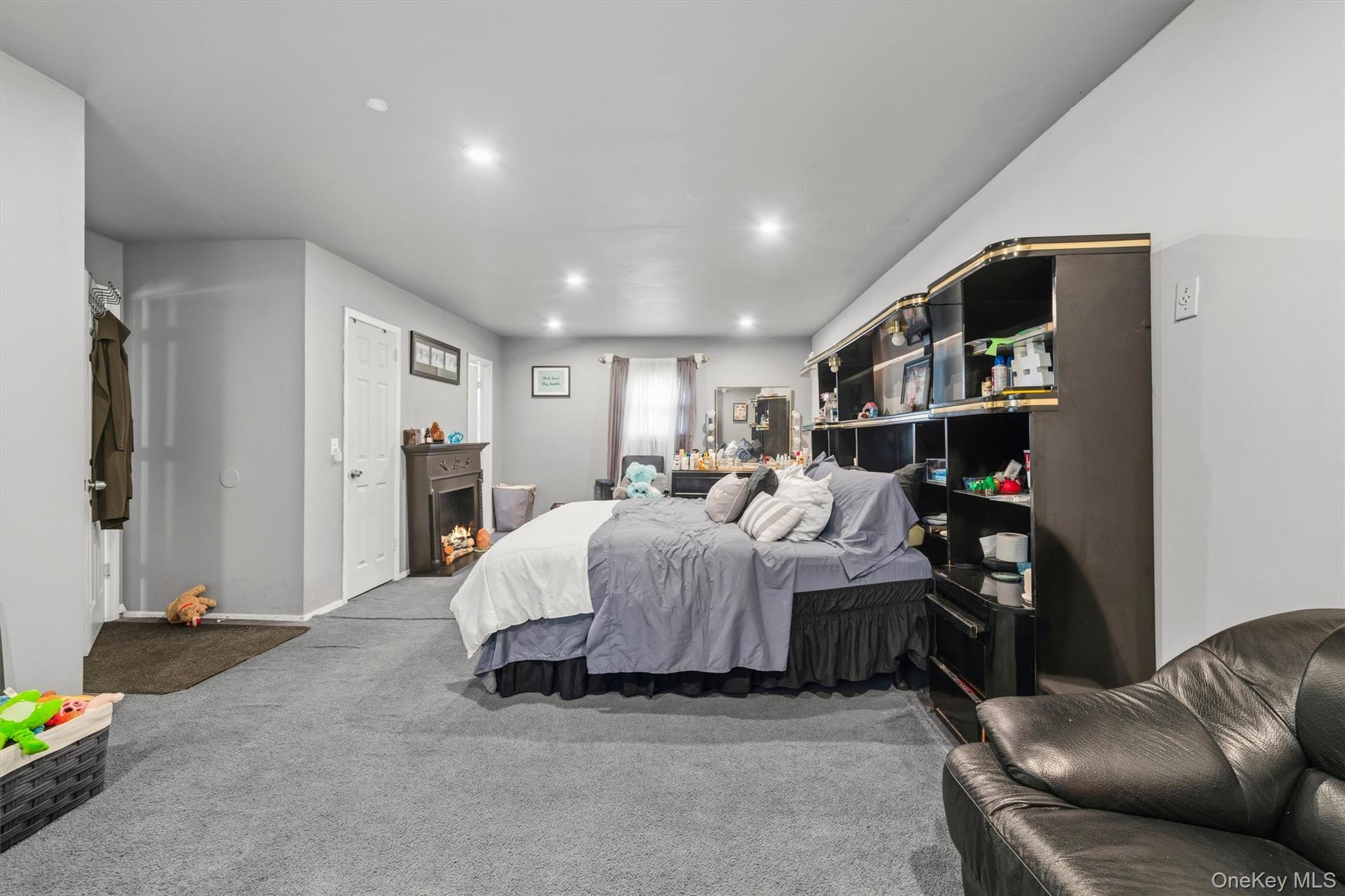 358 Lake Shore Drive