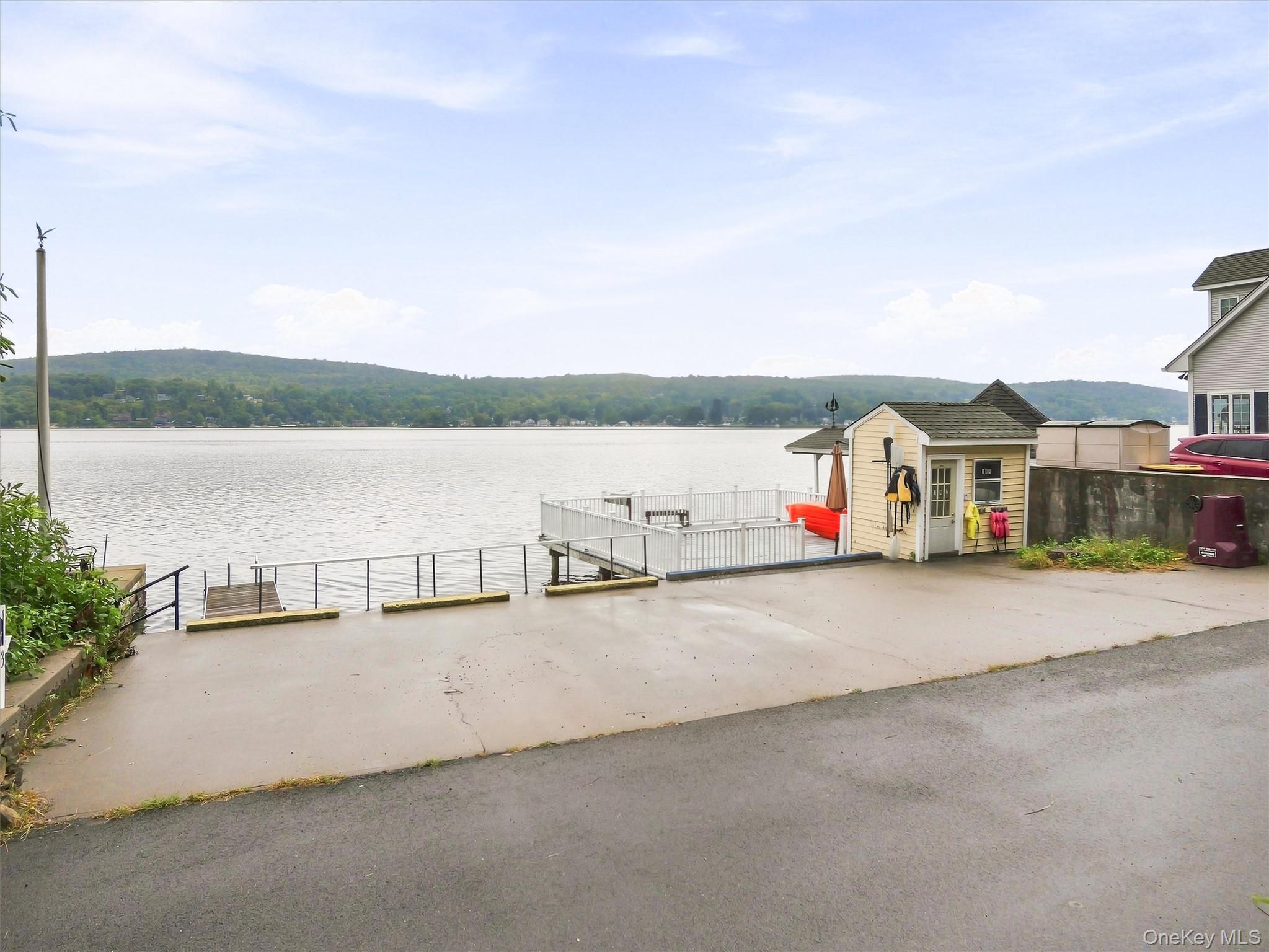 107 Lake Shore Road