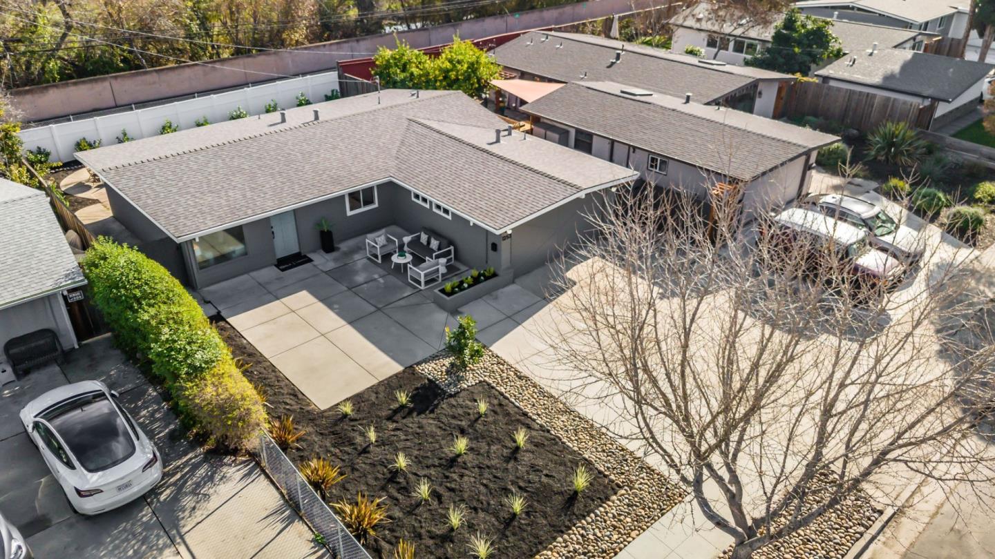 1253 Manzano WAY