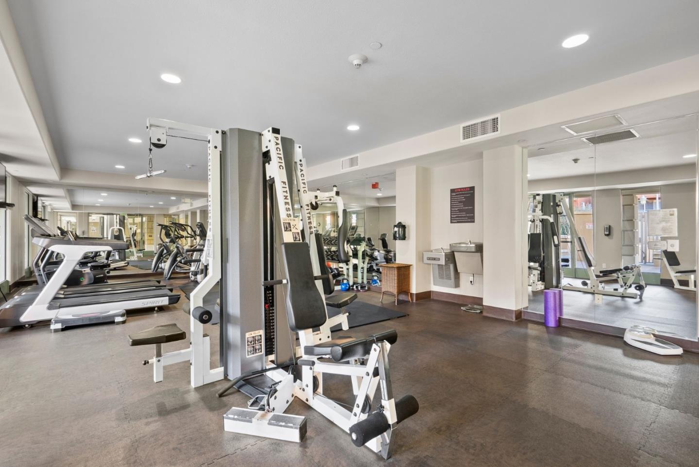 130 E San Fernando ST 323