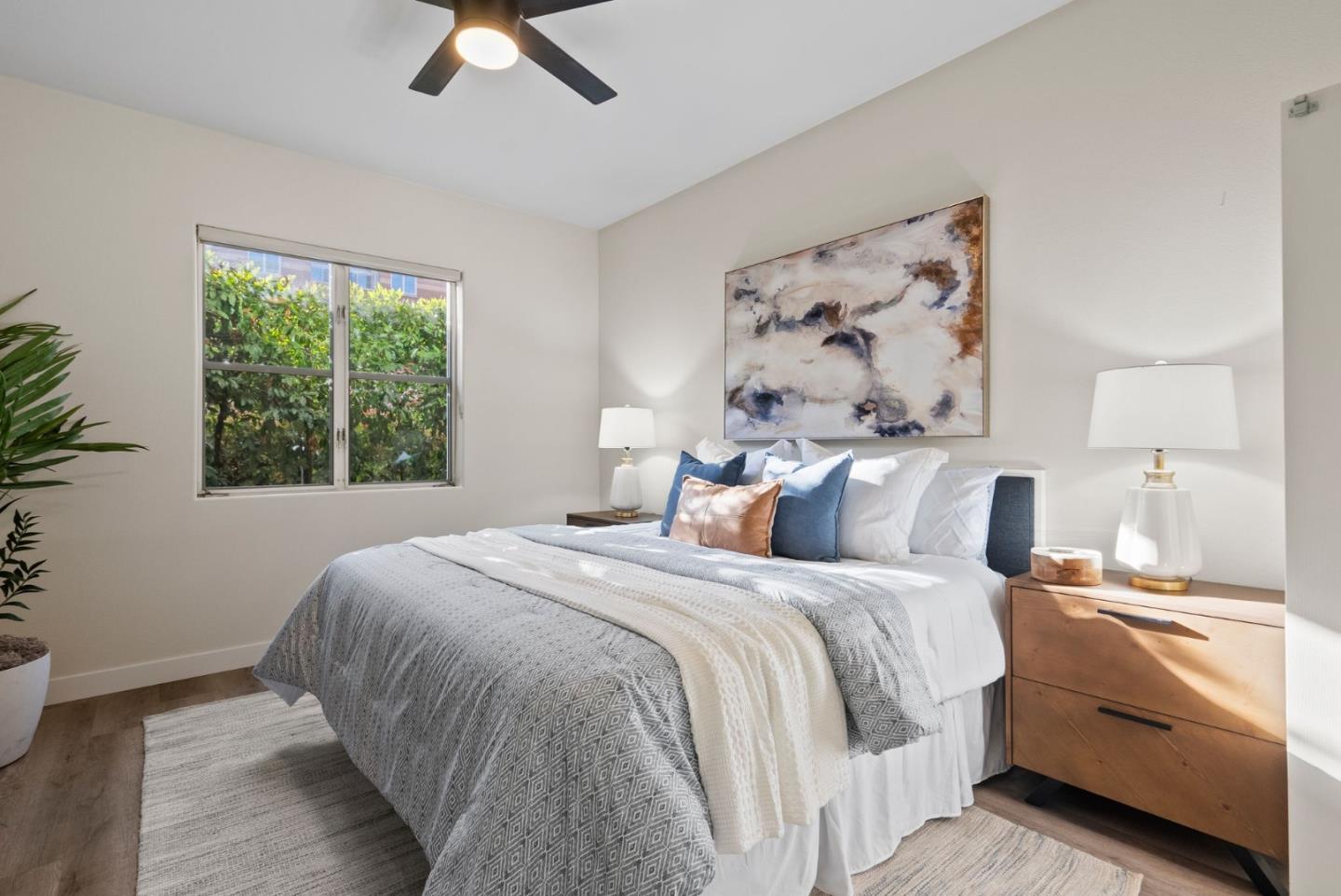 130 E San Fernando ST 323