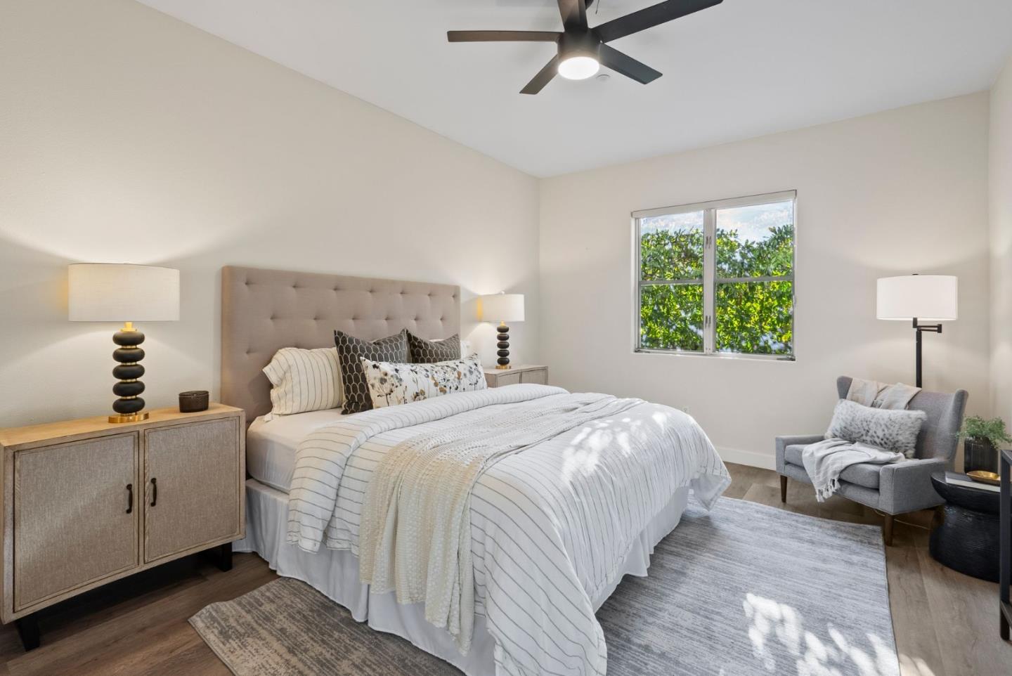 130 E San Fernando ST 323