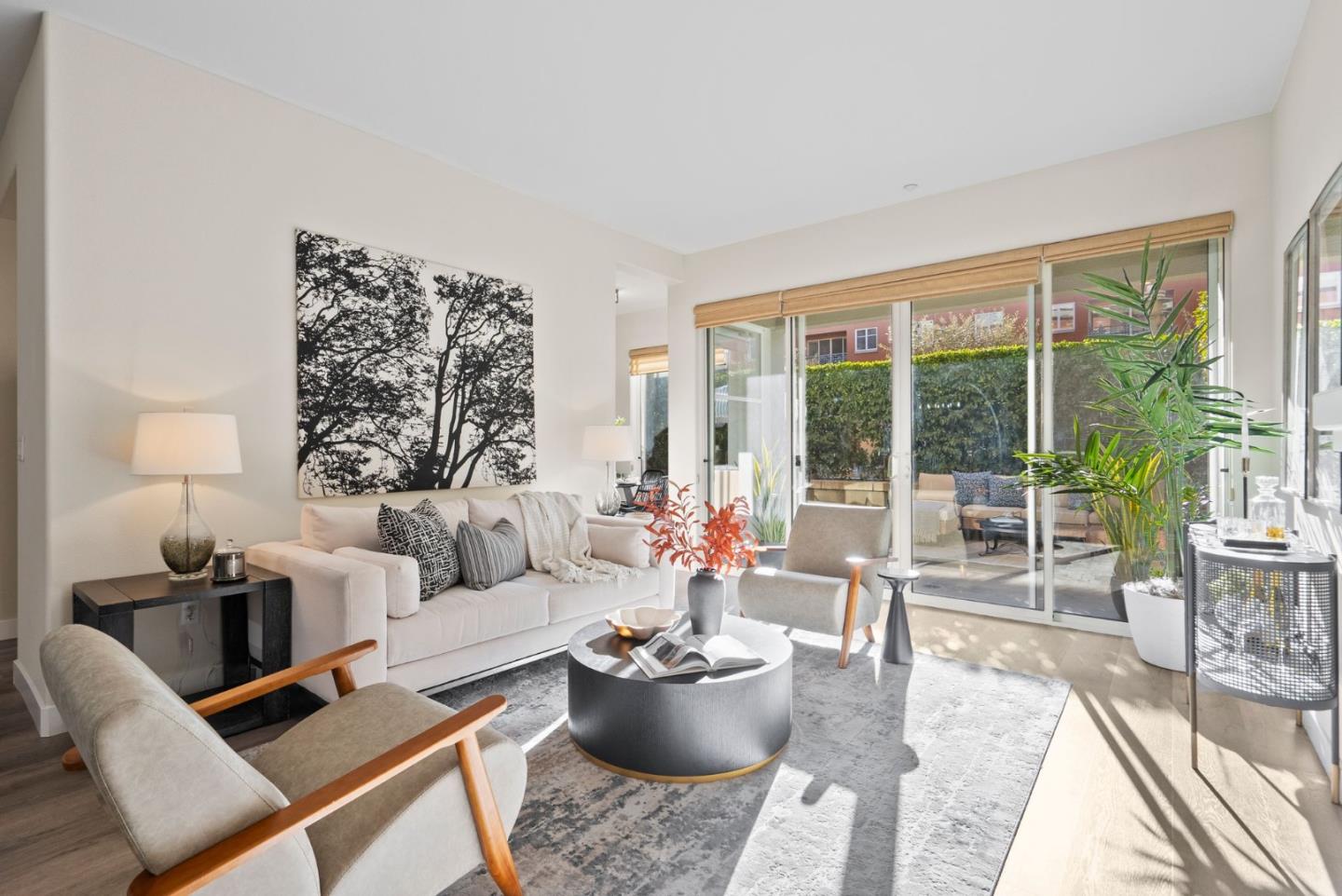 130 E San Fernando ST 323