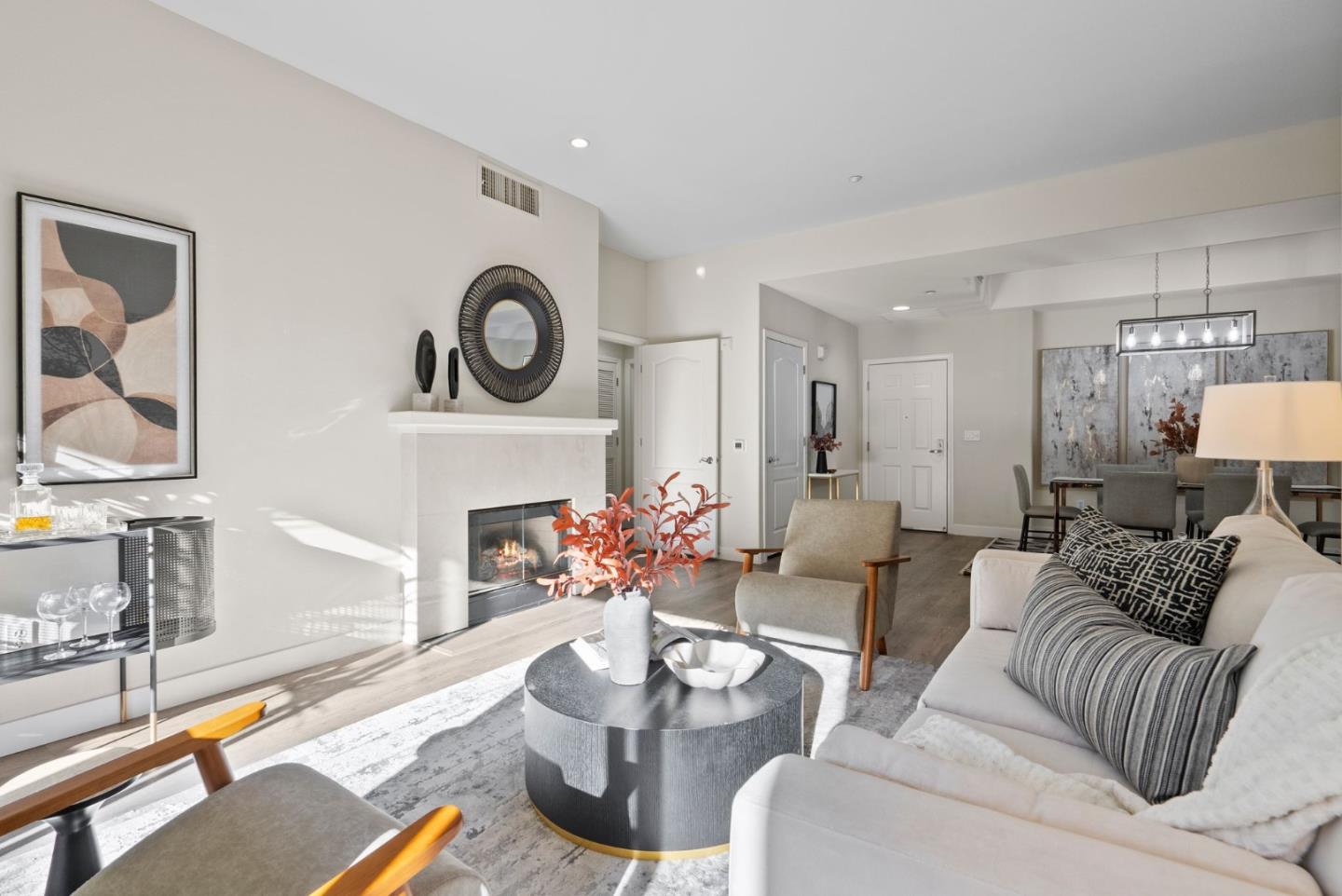 130 E San Fernando ST 323