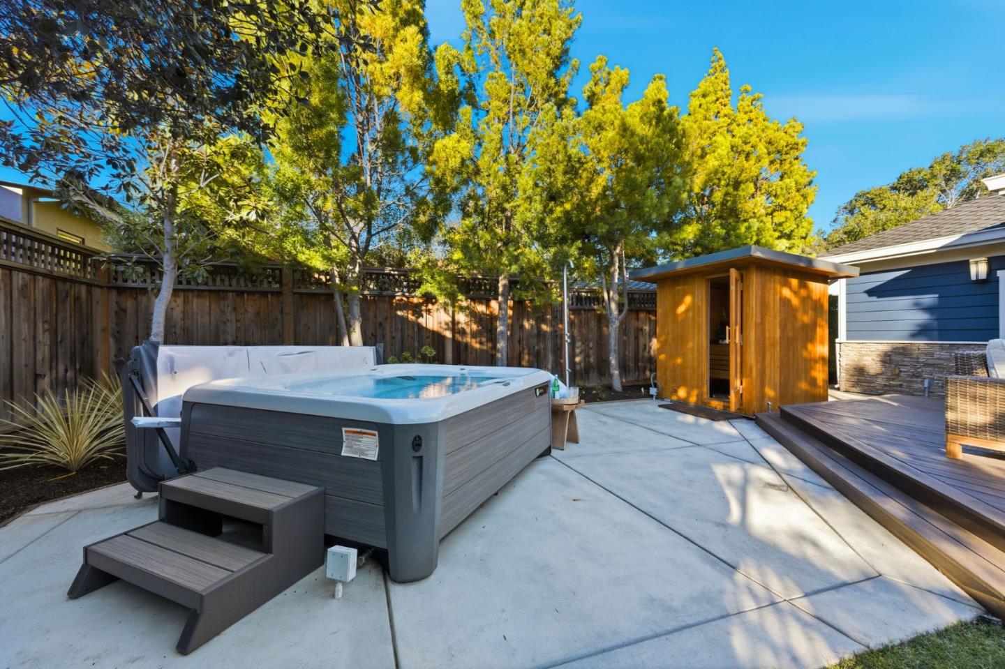 446 Lerida Avenue