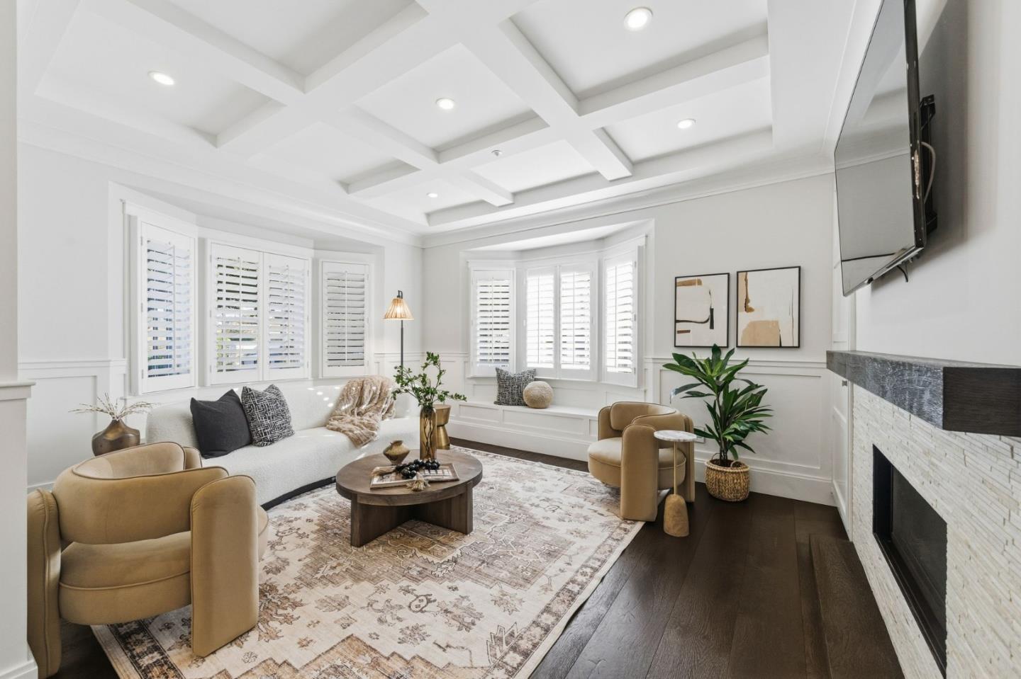 446 Lerida Avenue