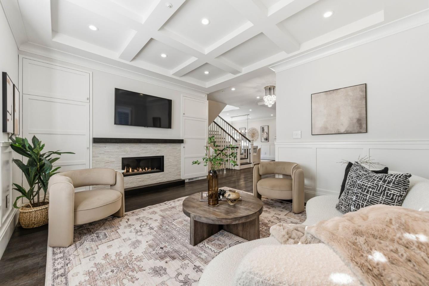 446 Lerida Avenue