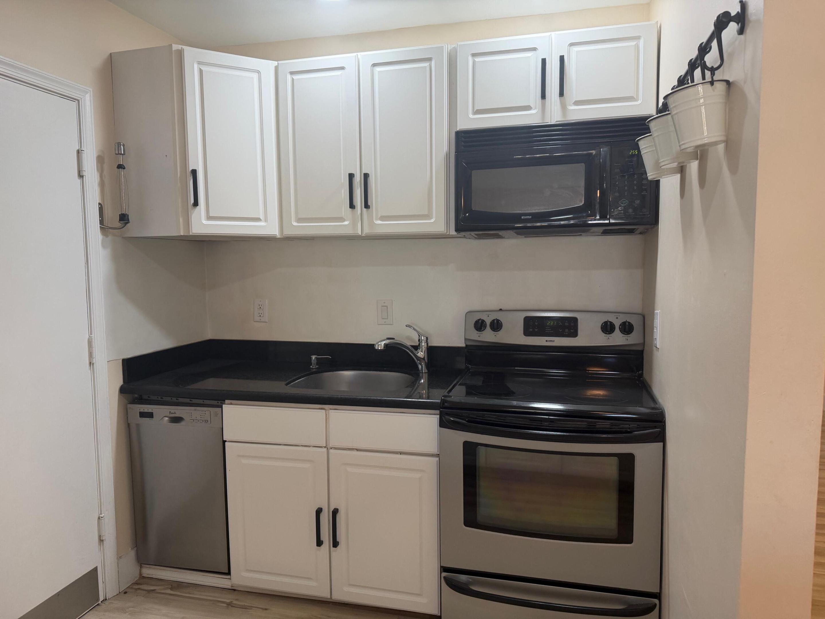 2230 NE 56th Place 209