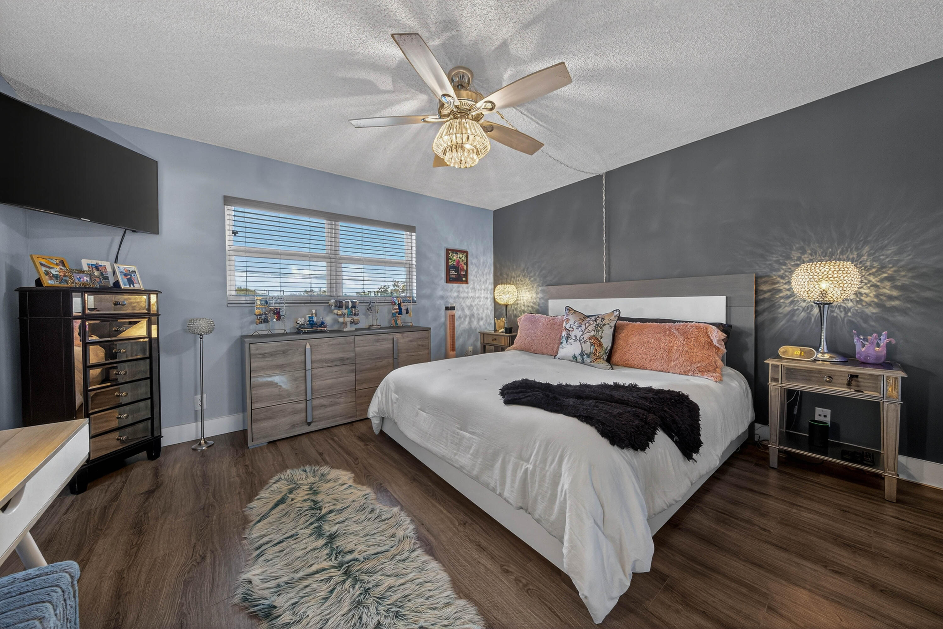 804 SE 7th St SE 401