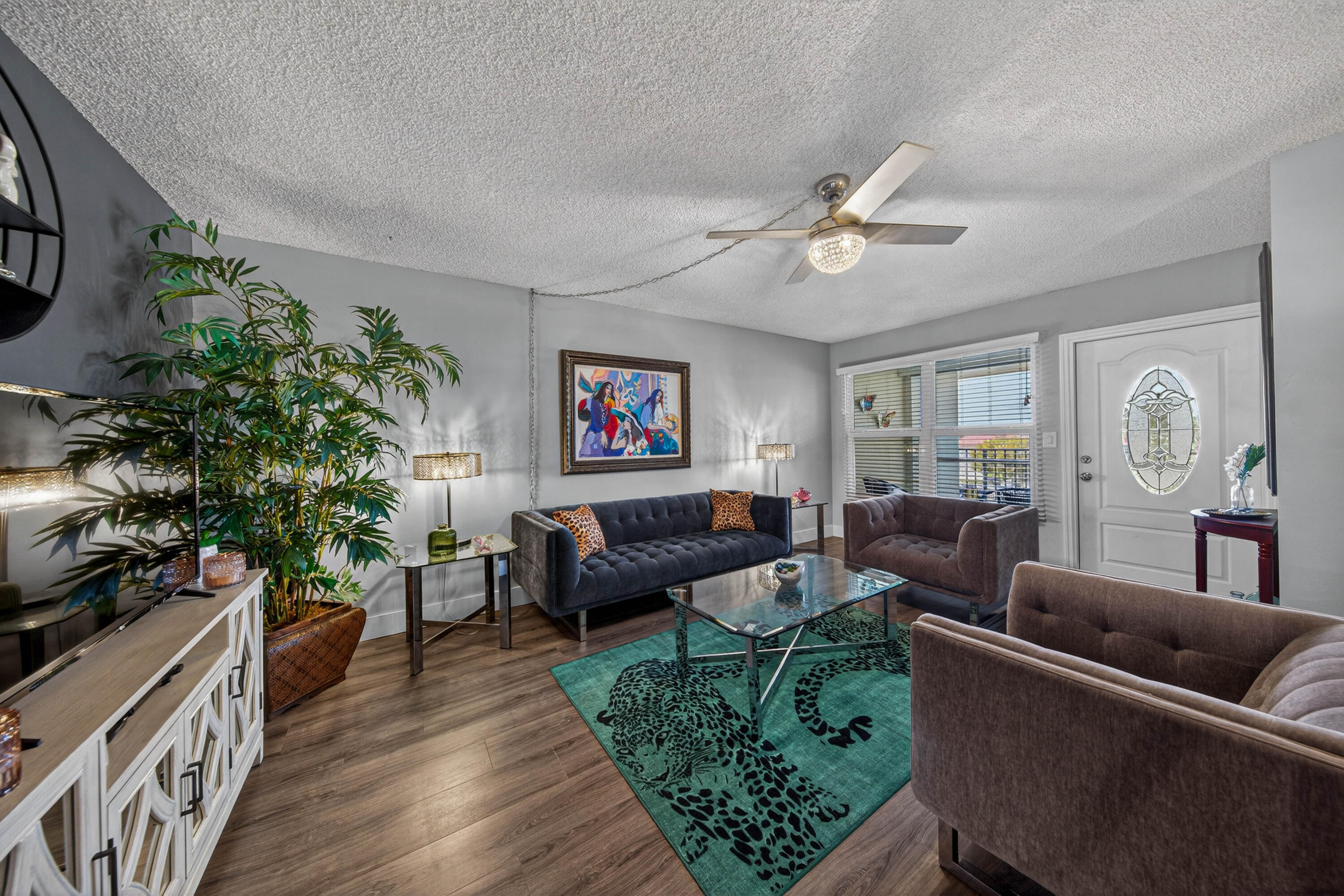 804 SE 7th St SE 401