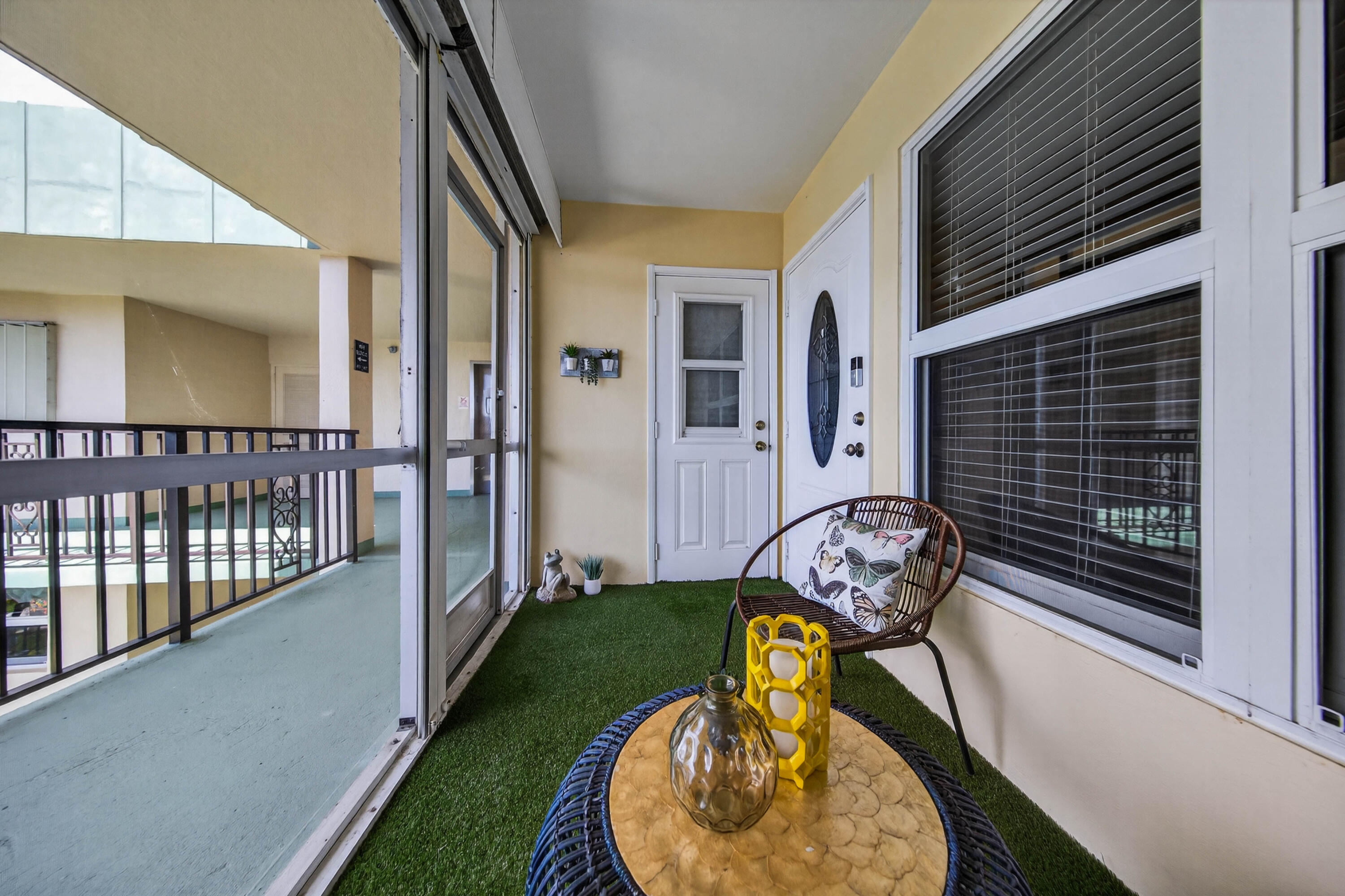 804 SE 7th St SE 401
