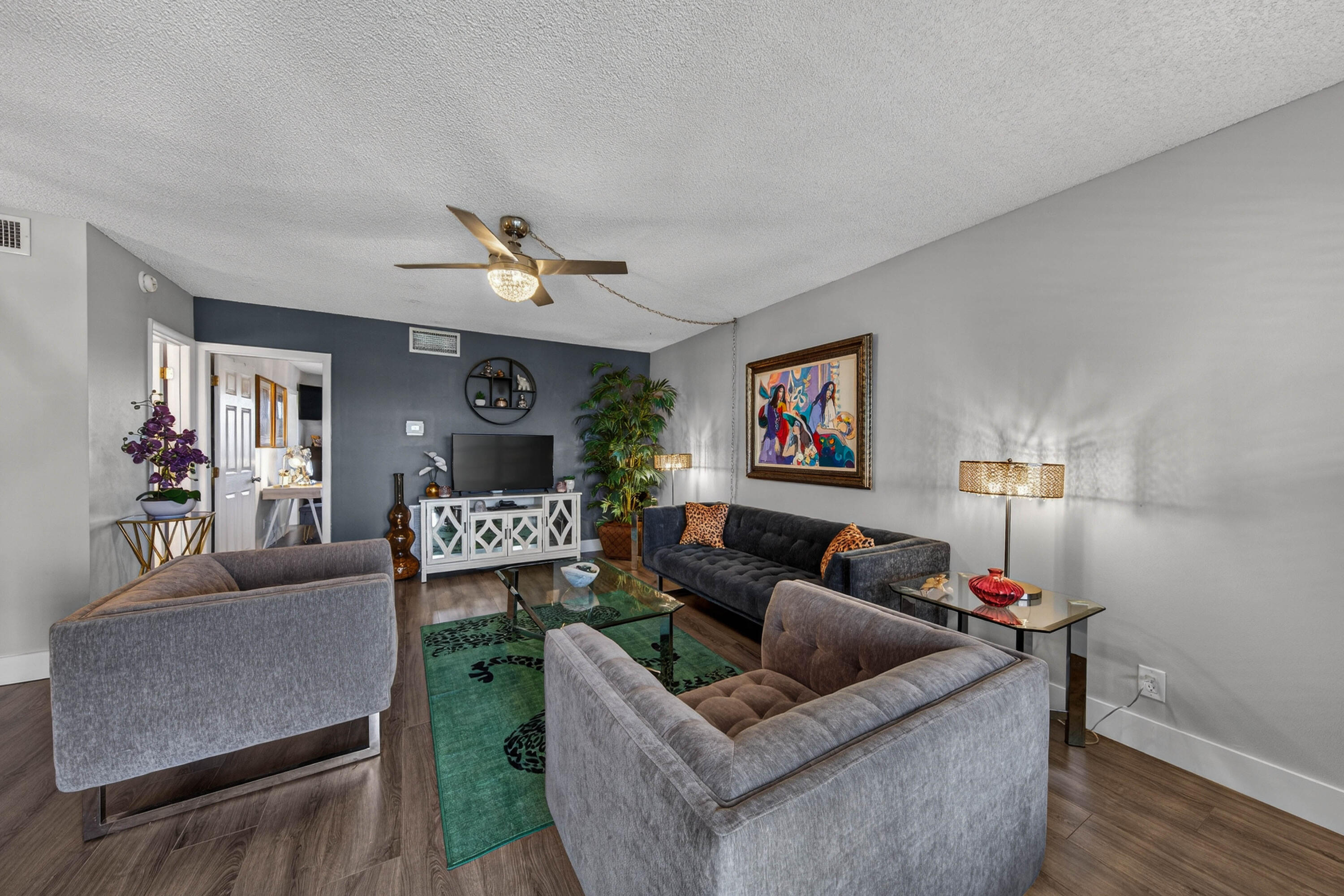 804 SE 7th St SE 401