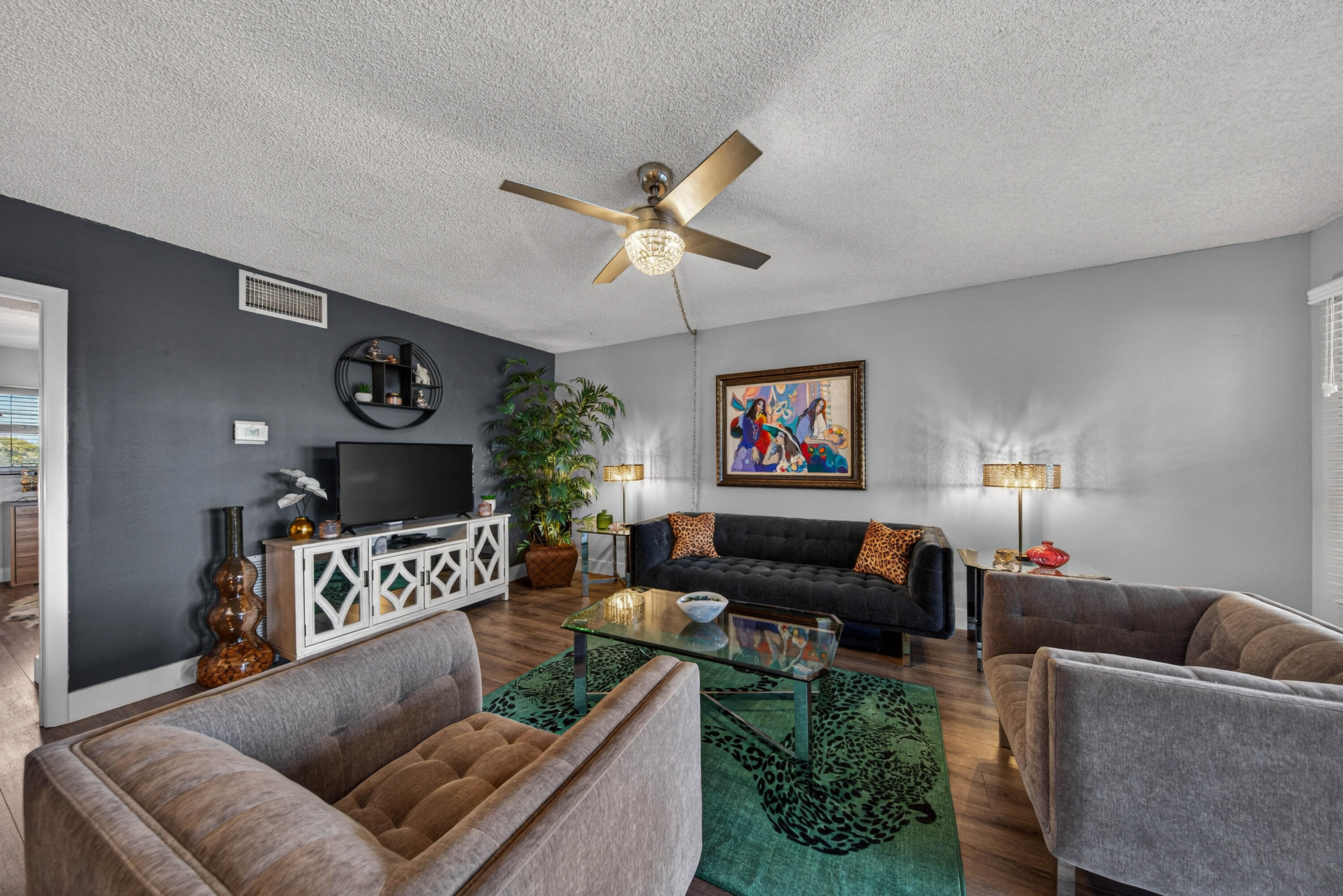 804 SE 7th St SE 401