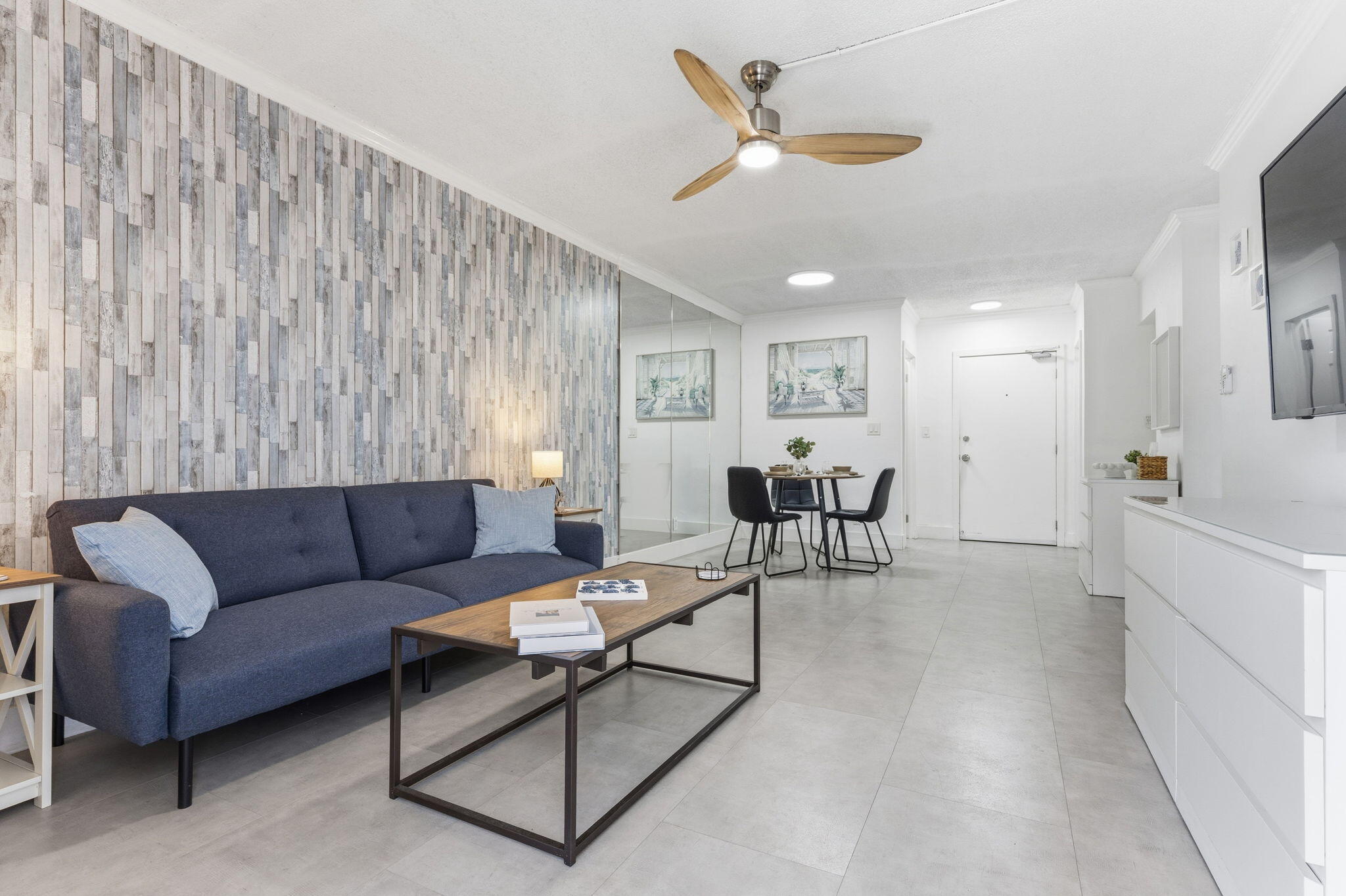 3000 Riomar Street 407