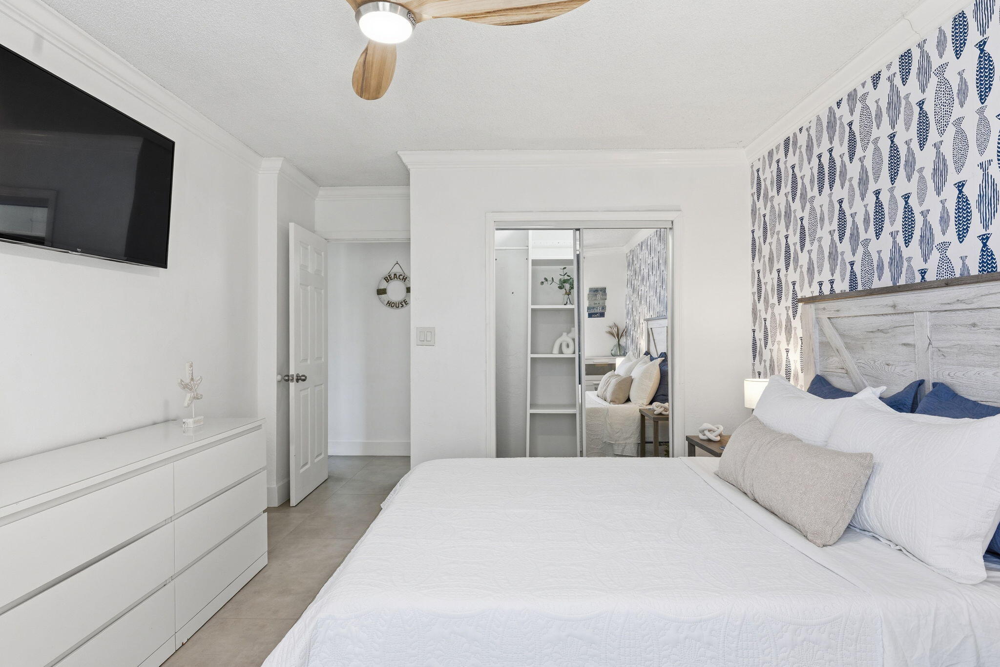 3000 Riomar Street 407